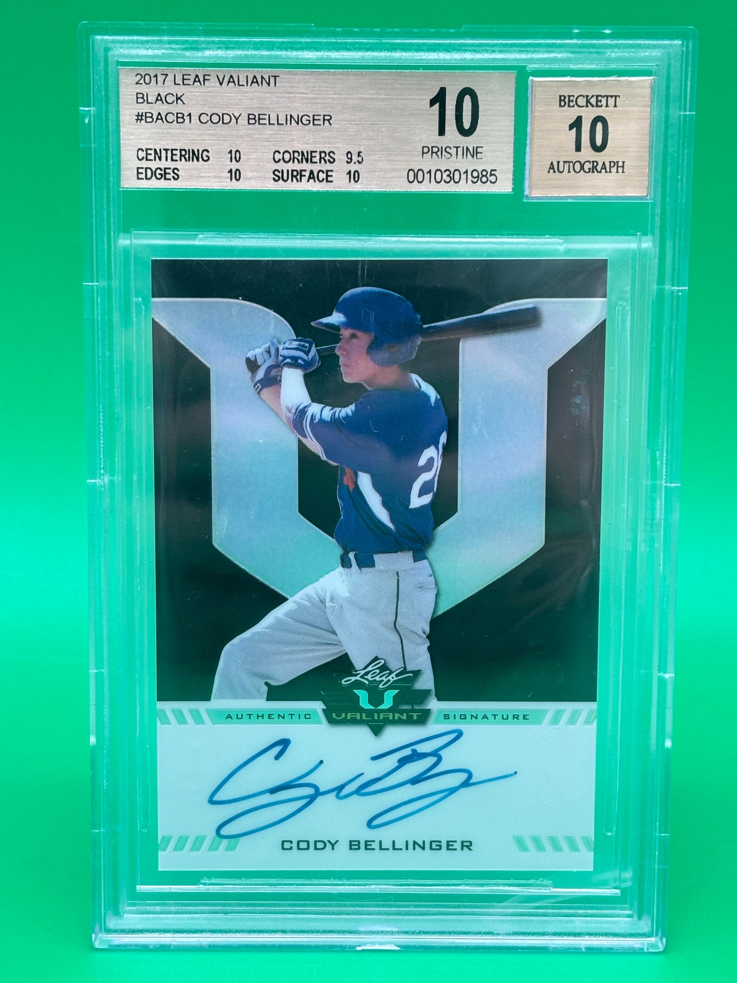2017 Leaf Valiant Black Cody Bellinger Auto /5 BGS 10 Pristine Auto 10 #BA-CB1