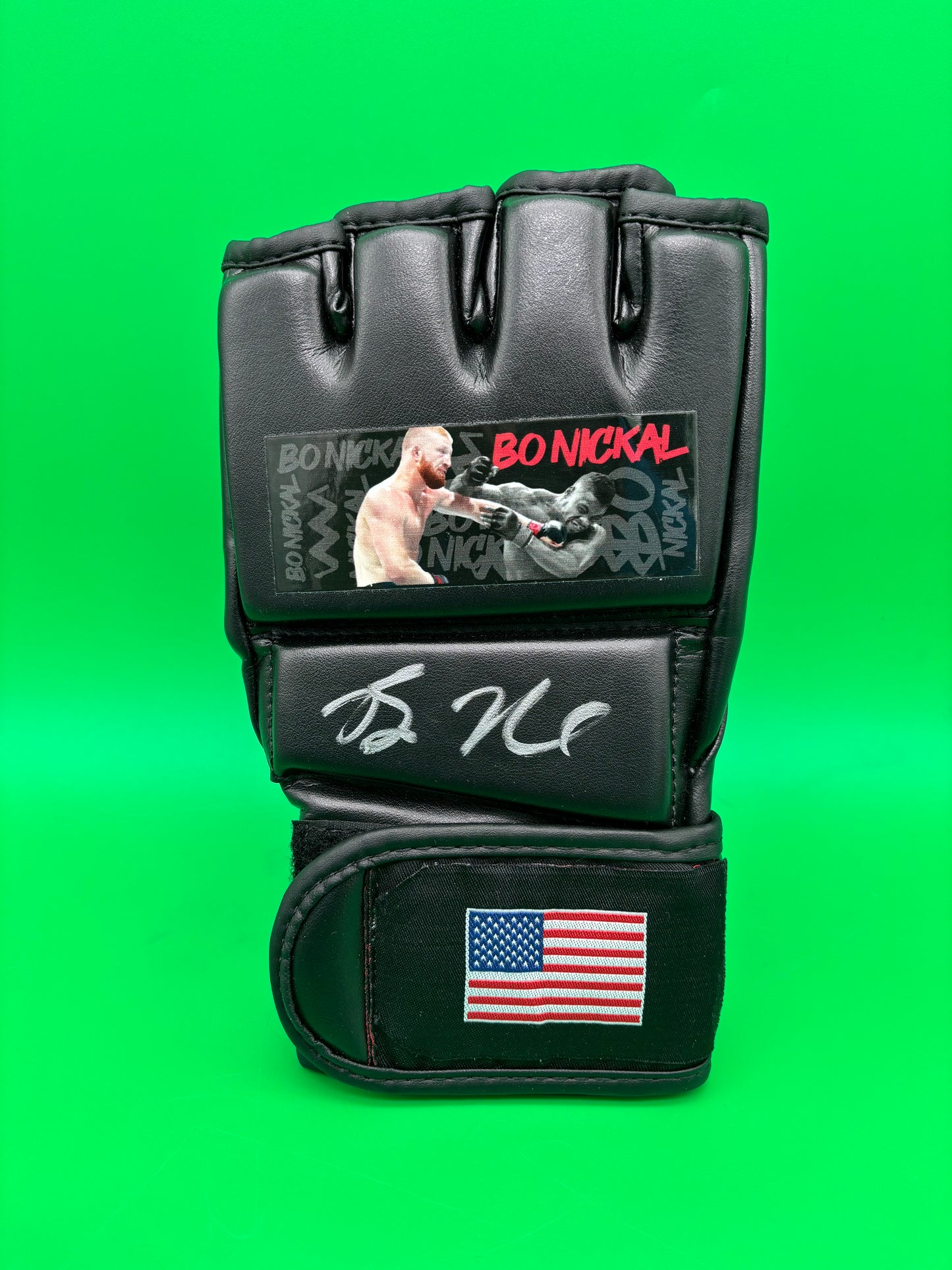 BO NICKAL Signed UFC/MMA Fight Glove – Beckett Witnessed Authenticated