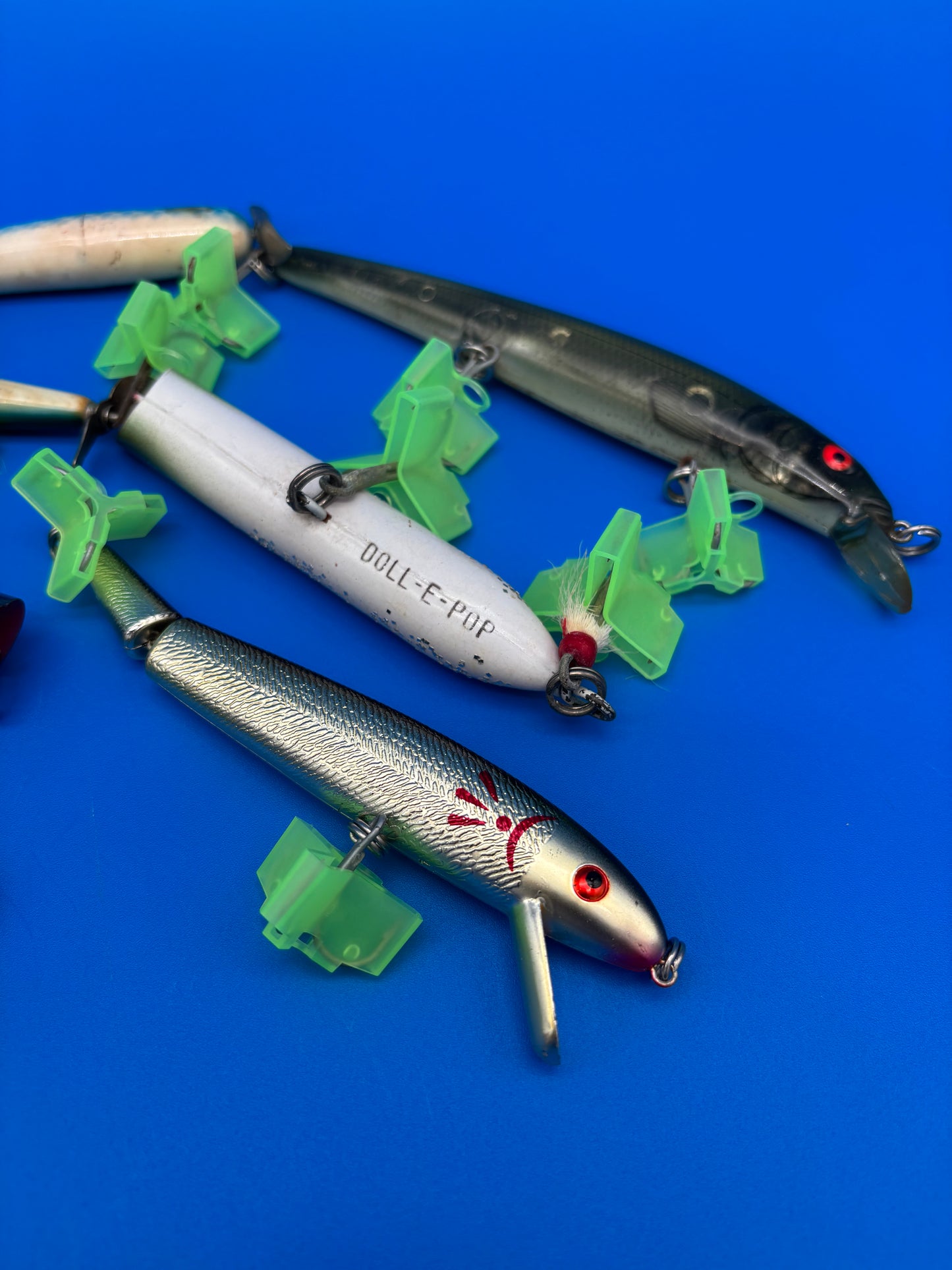 Lot of 8 Vintage Wooden Saltwater Fishing Lures Needlefish Poppers Swimmers Surf Plug Collection