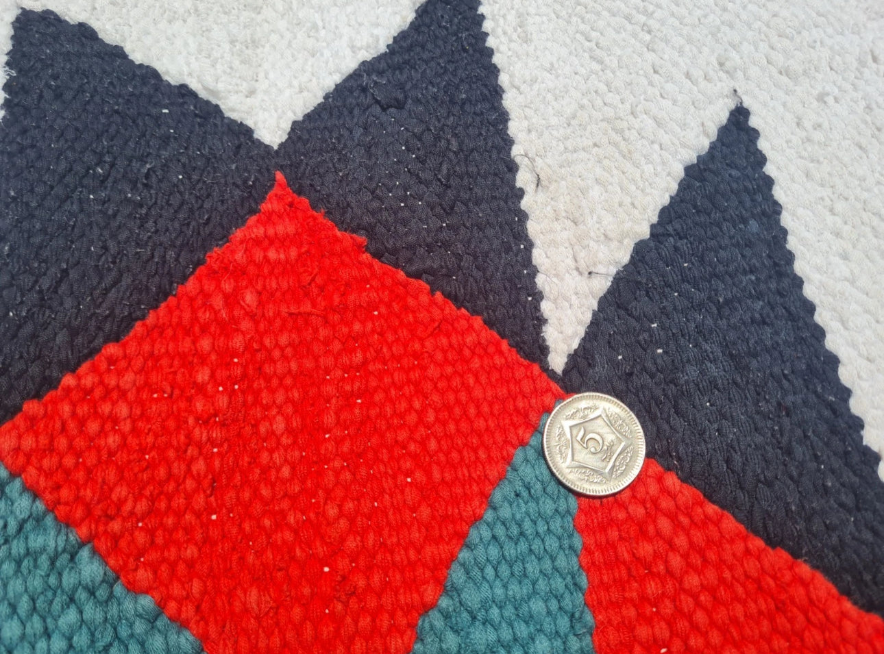 Hand Knotted Julkrus Kilim Area Rug – 4’7” x 2’11” – Vintage Geometric Wool Rug – Tribal Flat Weave