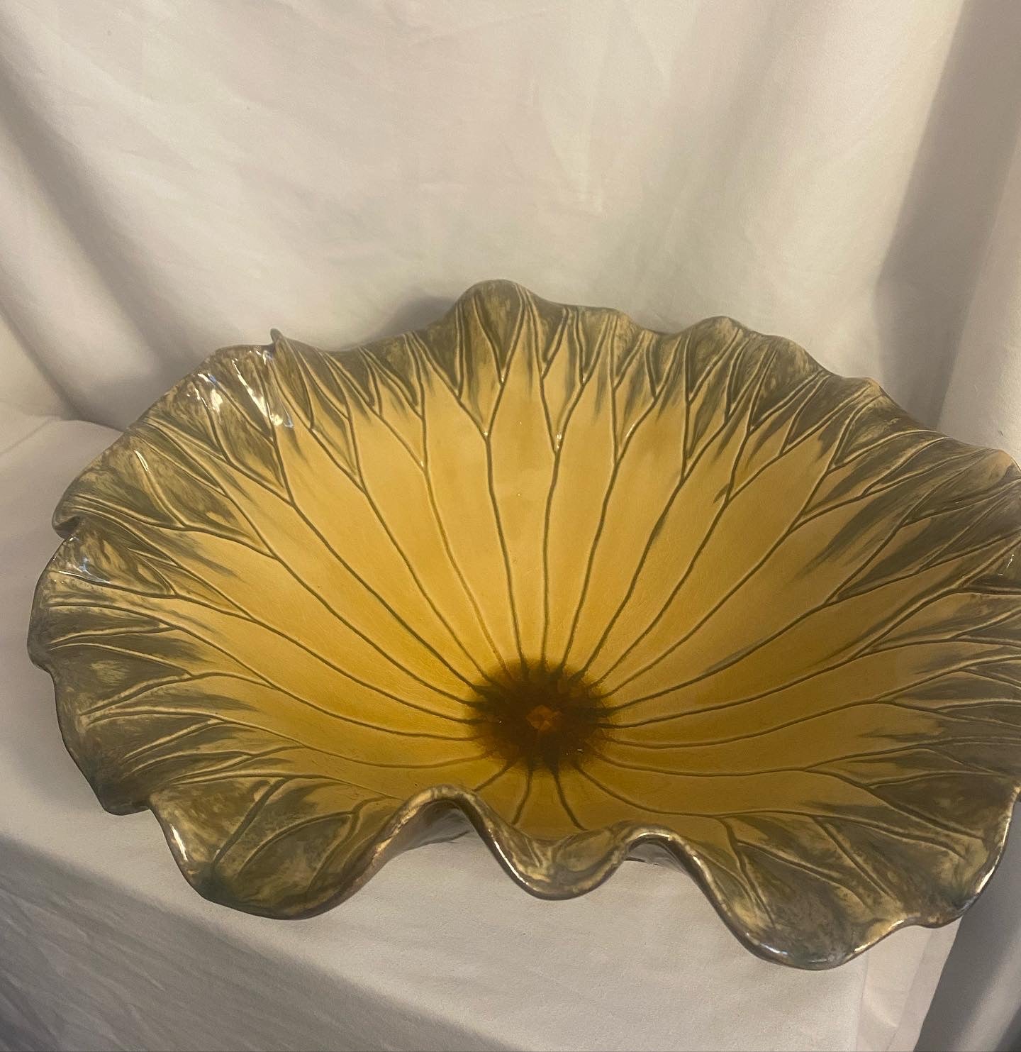 Large Ceramic Sunflower Center Piece Bowl