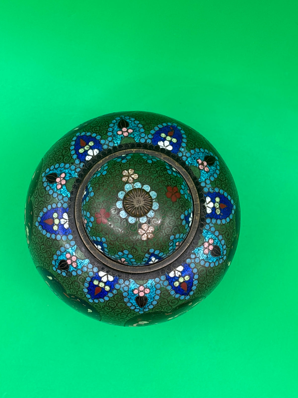 Antique Japanese Cloisonne Enamel Lidded Ginger Jar Floral Tripod Feet 6.5”