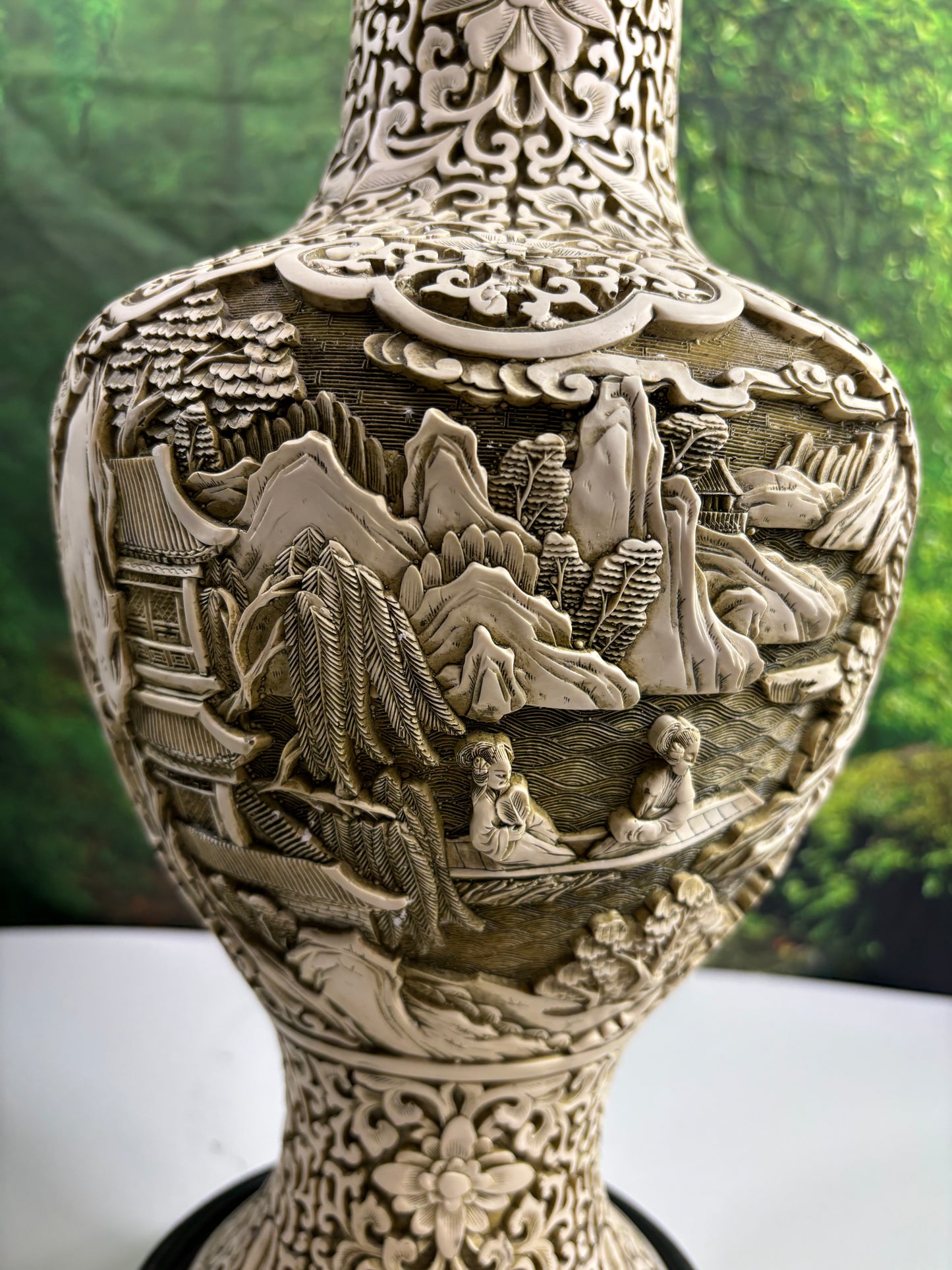 A Fabulous Chinese Cinnabar Intricate Asian Relief 15 Inch Vase W/Wood Stand/Base