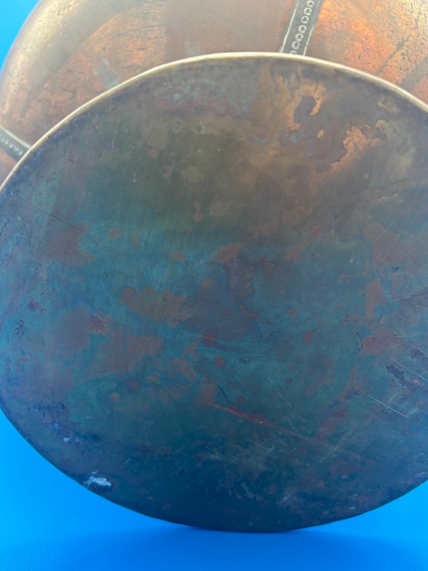 Antique Arts & Crafts Hand-Hammered Copper Urn with Riveted Seams, c. 1890–1915