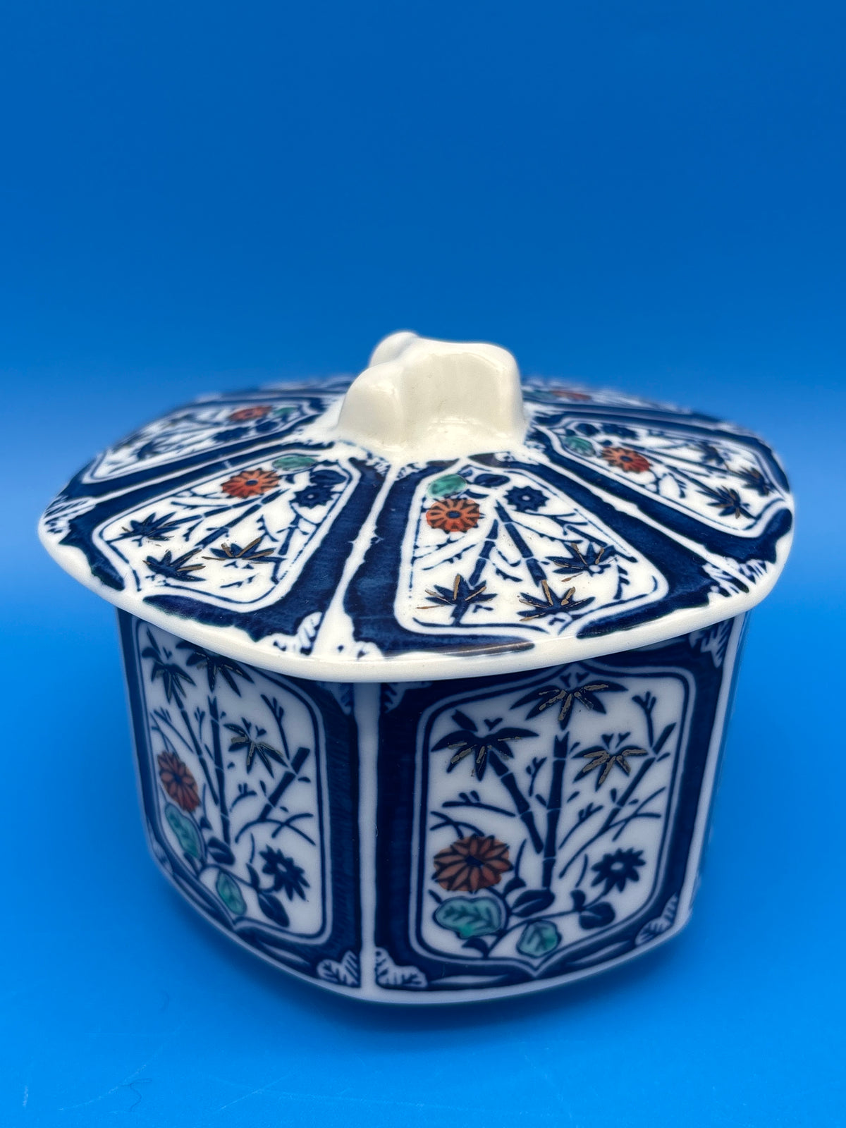 Vintage Japanese Arita Shoho Ko Imari Porcelain Lidded Bowl Blue Gold Floral