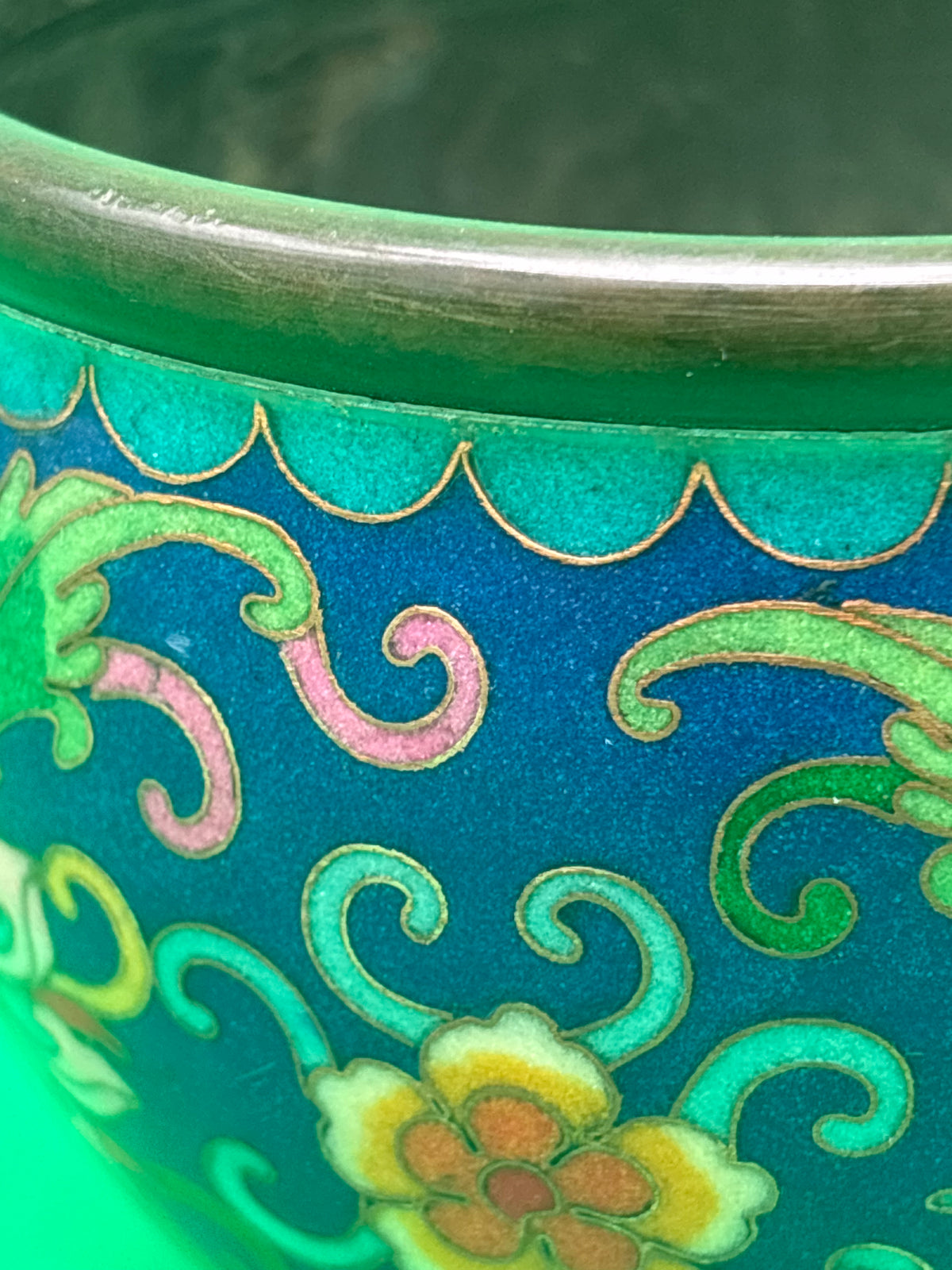 Chinese Cloisonne Enamel Copper Incense Burner Censer Qianlong Mark Floral