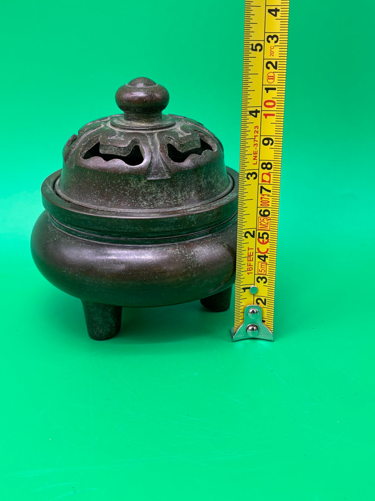 Chinese Bronze Copper Tripod Incense Burner Censer Pierced Lid Xuan Marked 4”