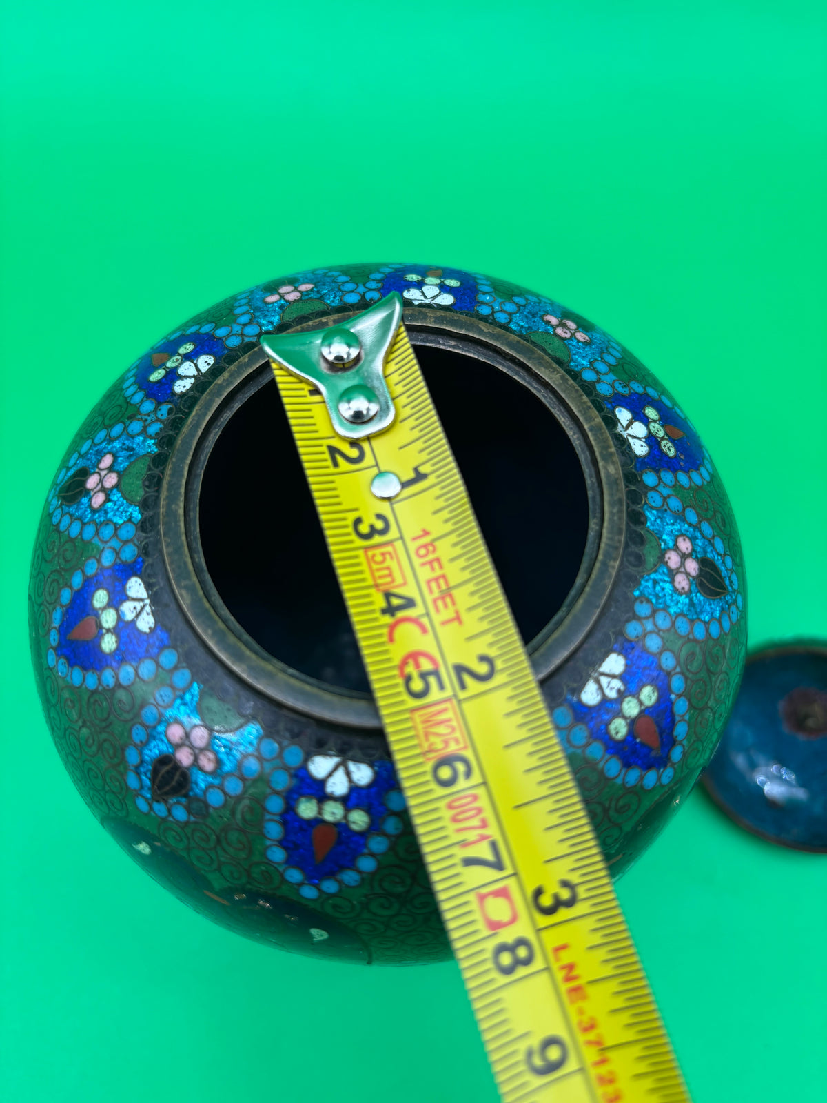 Antique Japanese Cloisonne Enamel Lidded Ginger Jar Floral Tripod Feet 6.5”