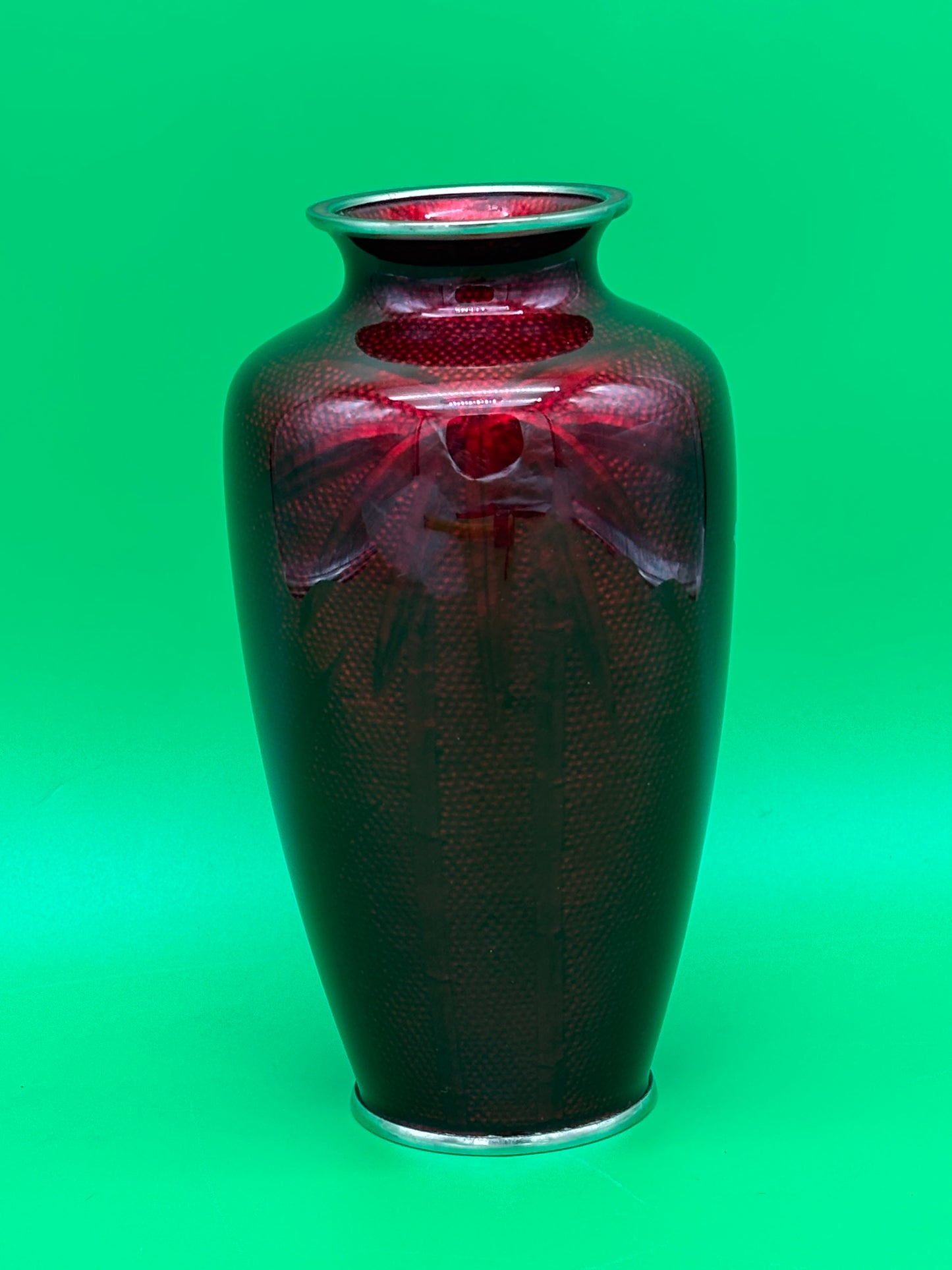 Beautiful 7 1/8'' Showa Japanese Red Gimbari Cloisonne Enamel Floral Rose Vase