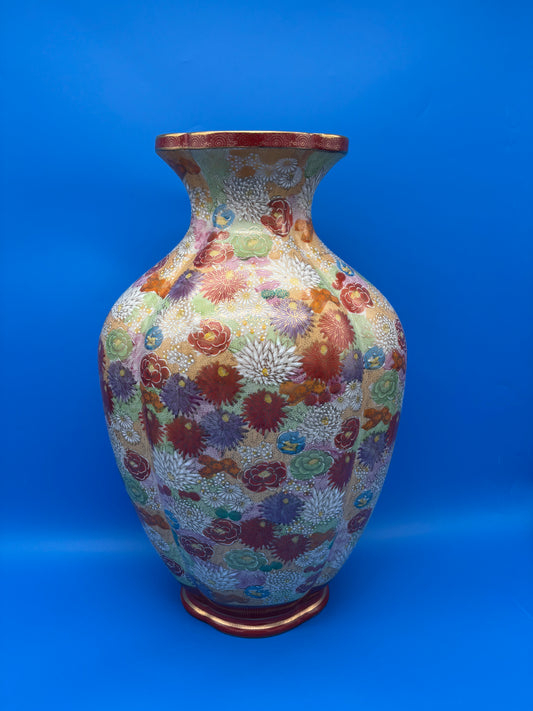 Large Vintage Japanese Satsuma Millefleur Thousand Flowers Porcelain Vase Signed