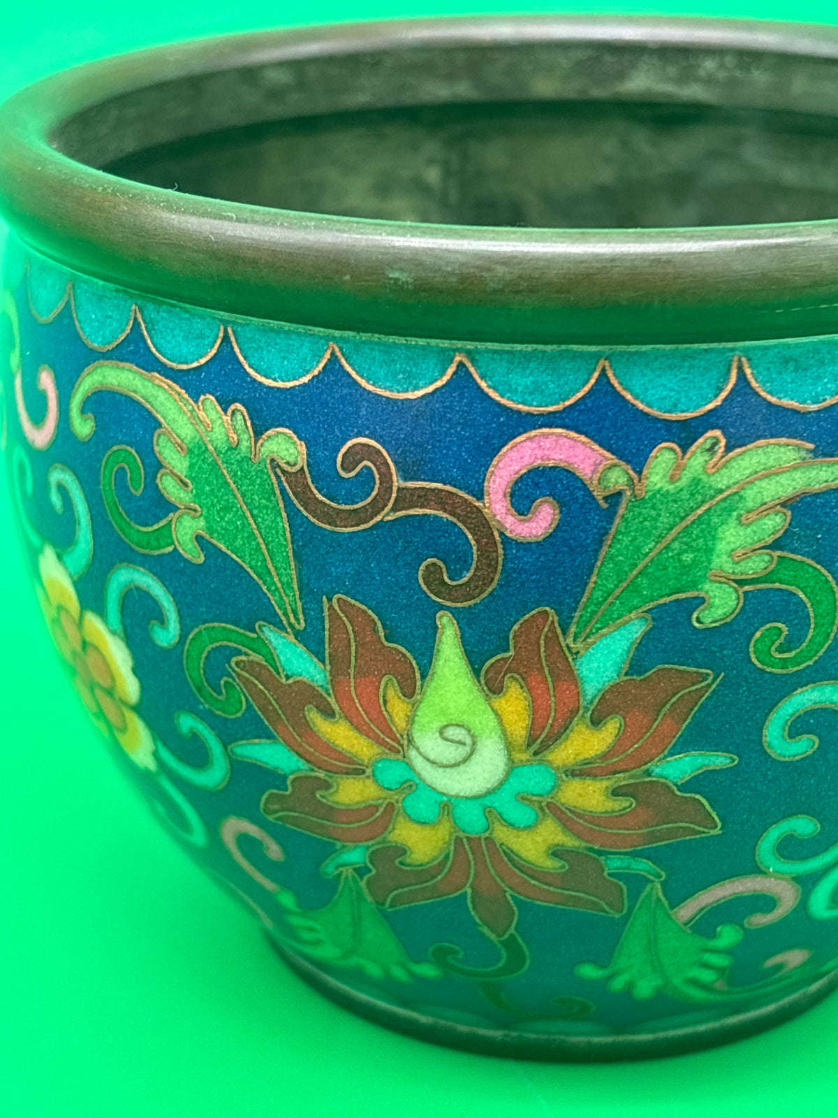 Chinese Cloisonne Enamel Copper Incense Burner Censer Qianlong Mark Floral