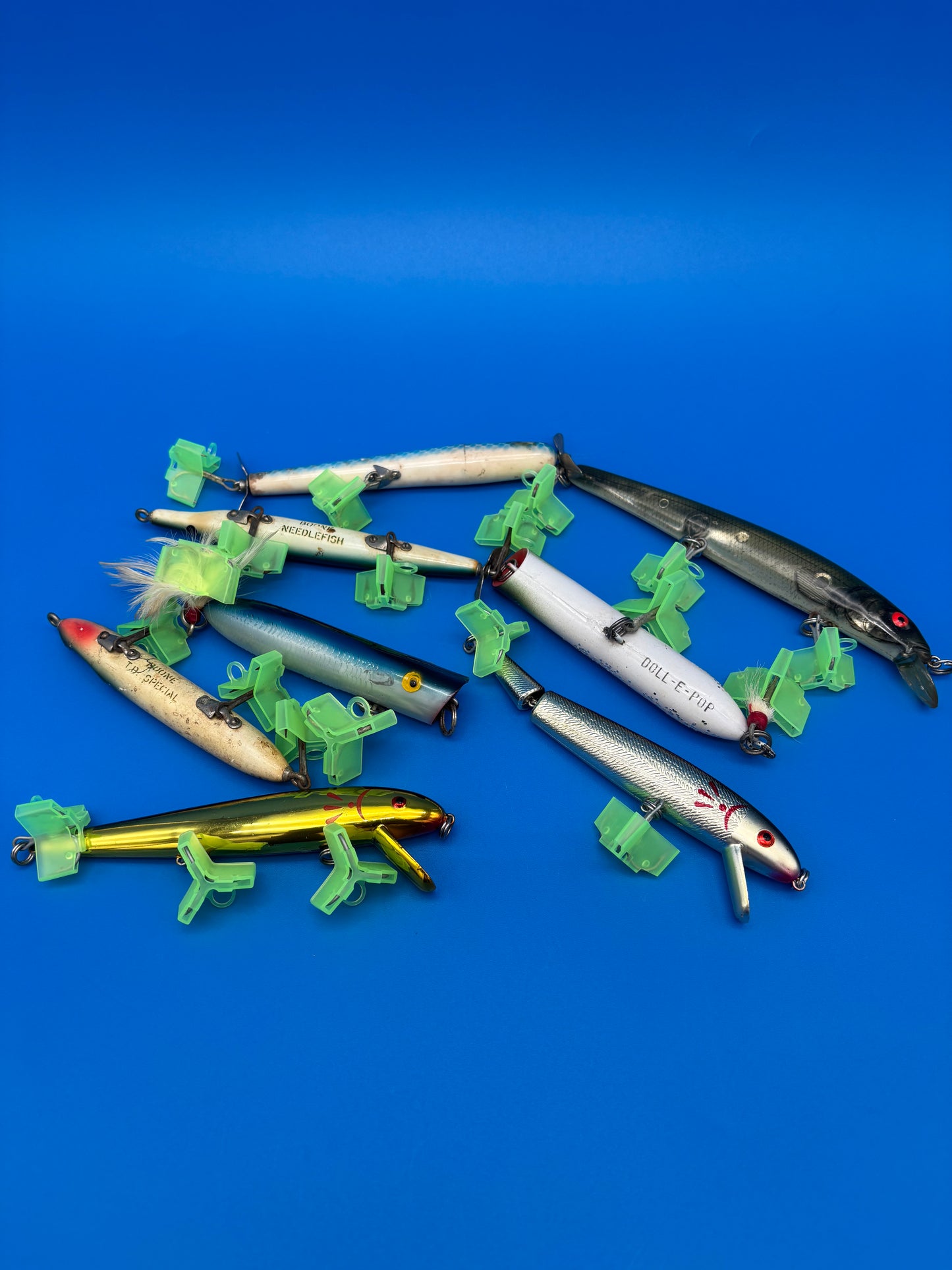 Lot of 8 Vintage Wooden Saltwater Fishing Lures Needlefish Poppers Swimmers Surf Plug Collection