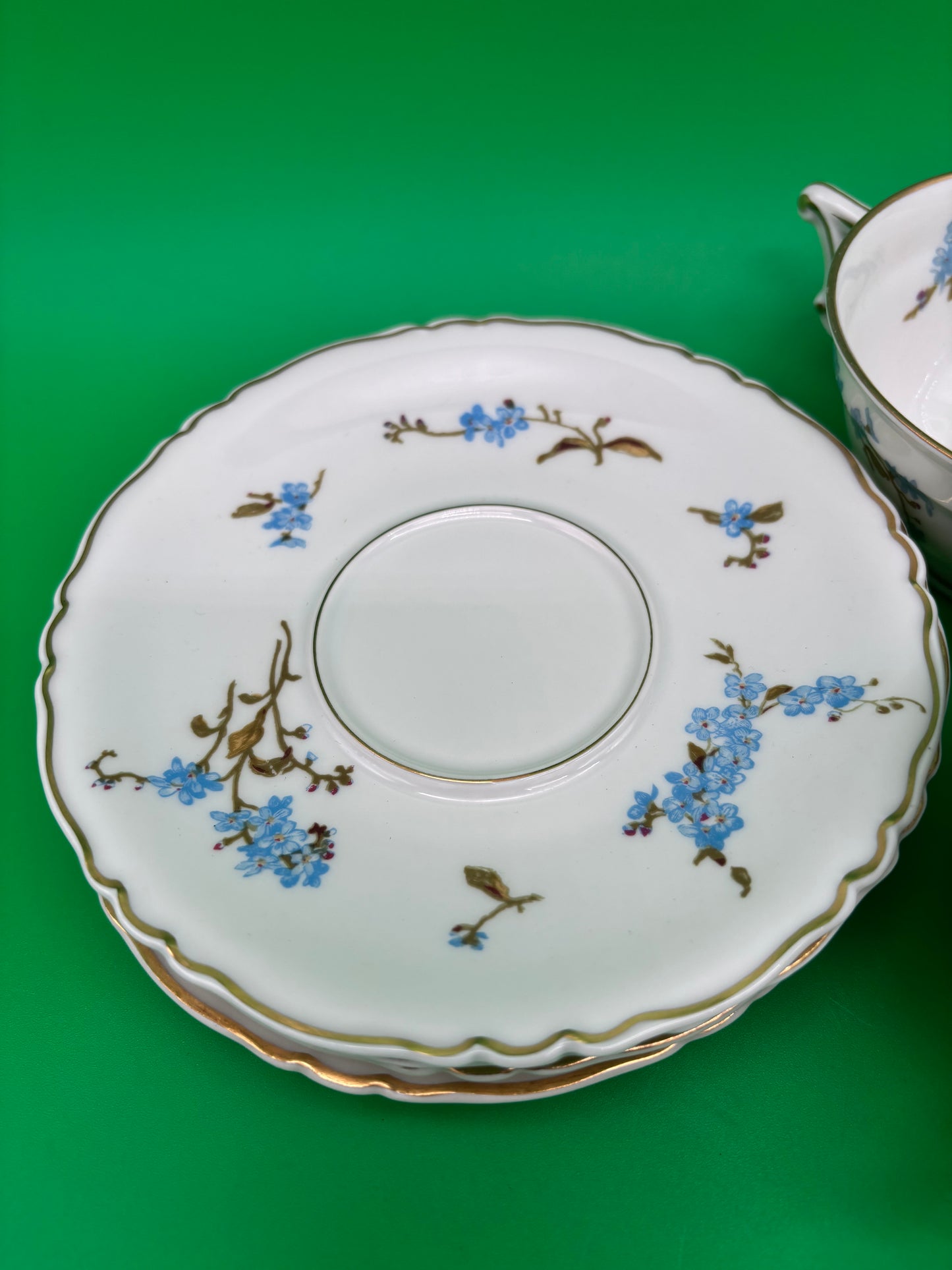 Antique Haviland Limoges France Tea Cup & Saucer Set – Blue Floral, Gold Trim (8-Piece Set)