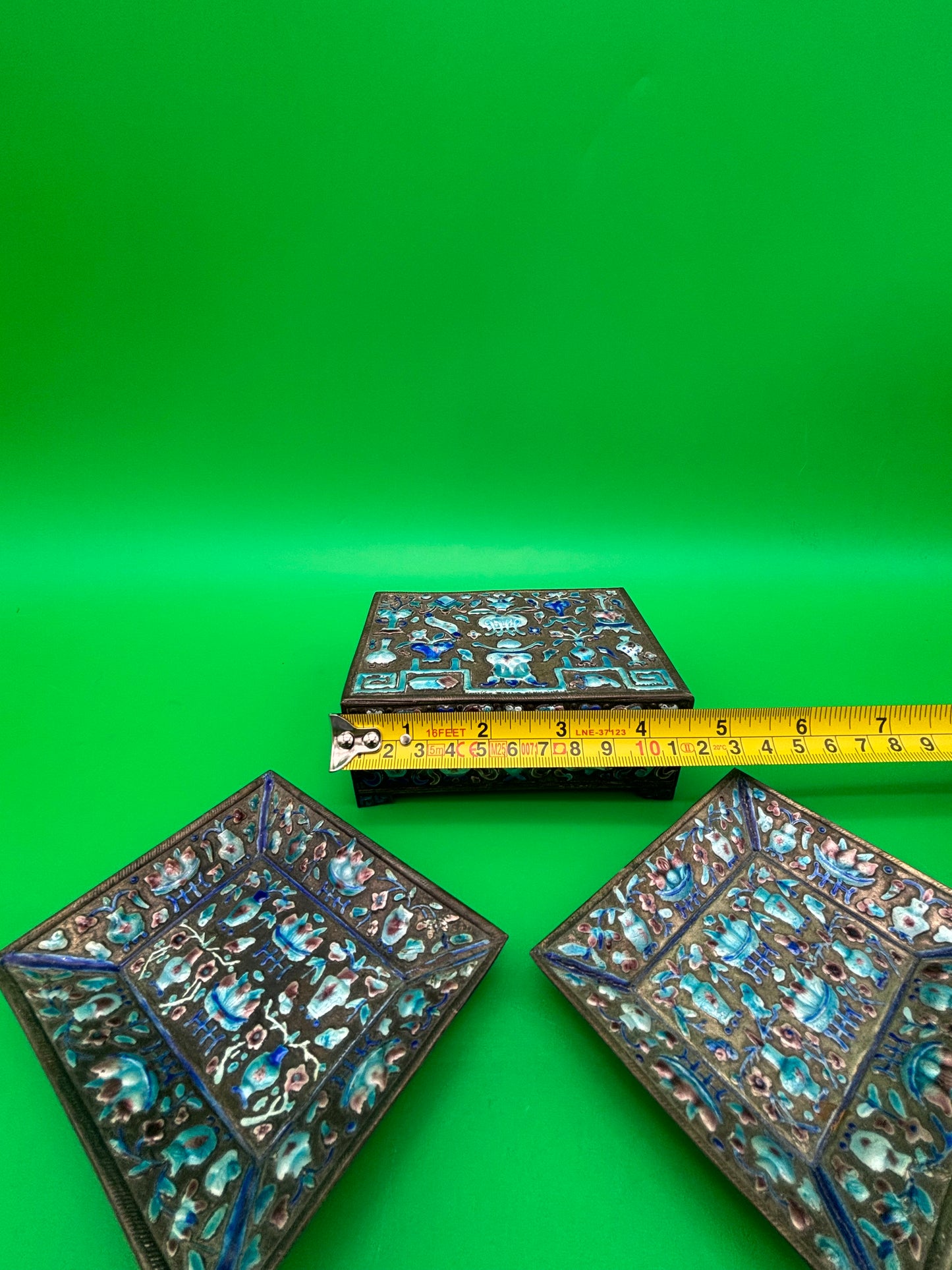 Vintage Chinese Cloisonne Enamel Jewelry Trinket Box & Matching Pair Dishes Floral Blue Brass Set