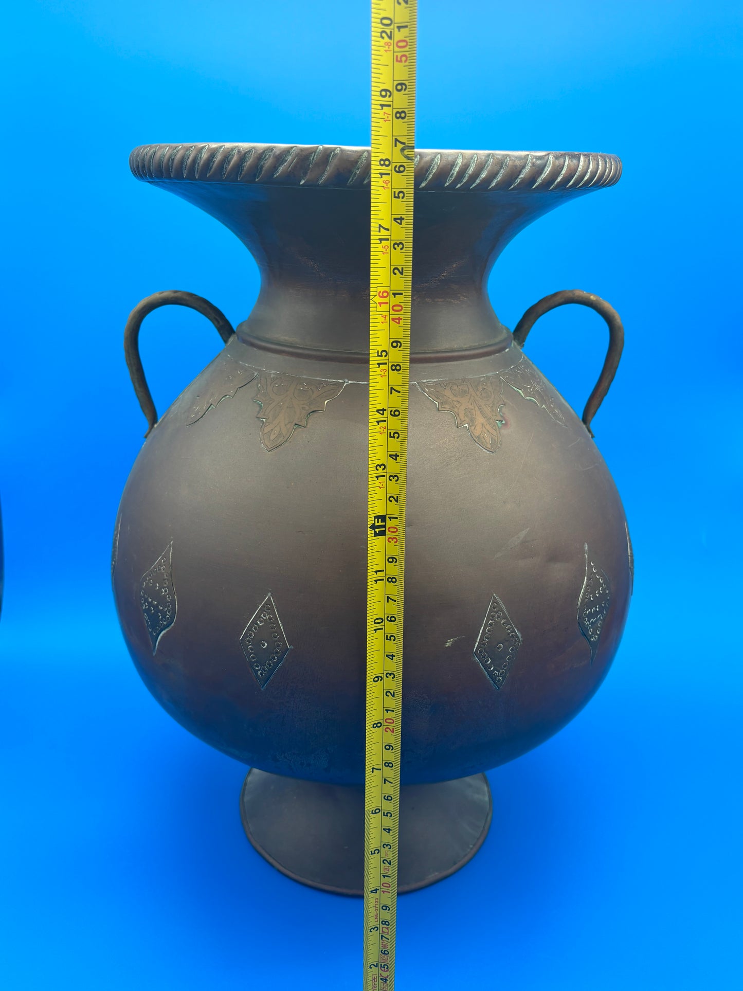 Antique Arts & Crafts Hand-Hammered Copper Urn with Riveted Seams, c. 1890–1915