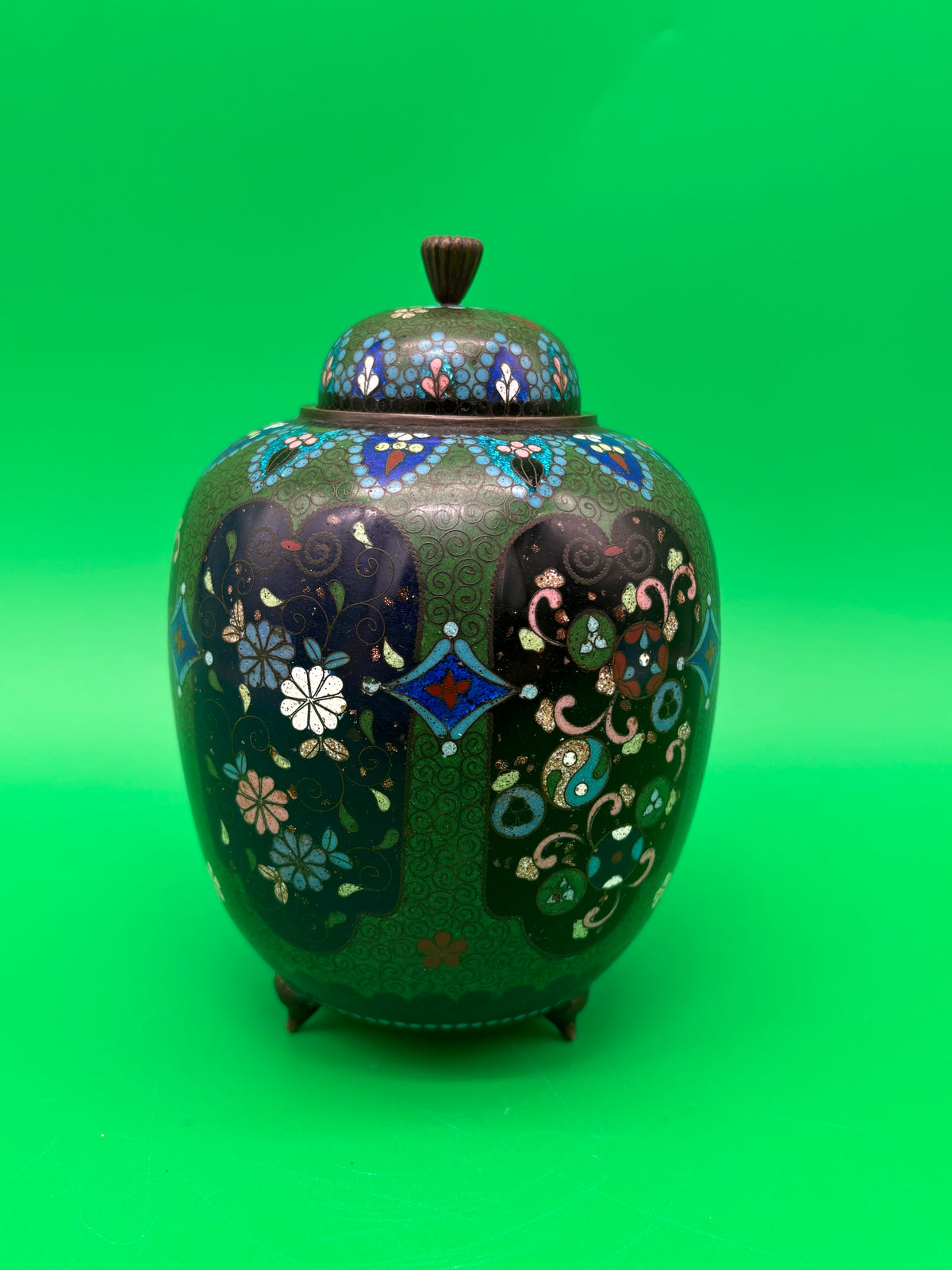 Antique Japanese Cloisonne Enamel Lidded Ginger Jar Floral Tripod Feet 6.5”
