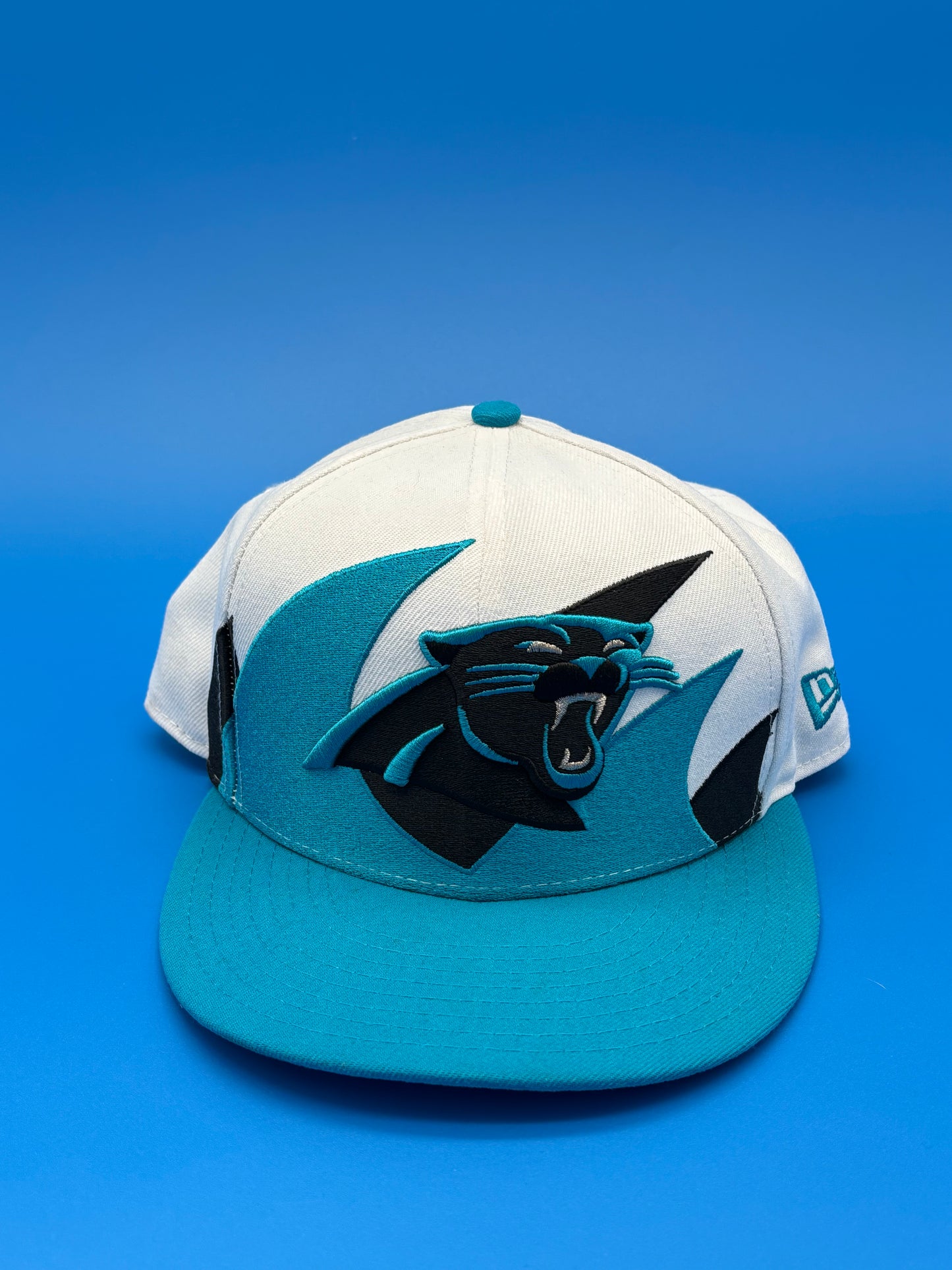 Vintage New Era 9Fifty NFL Carolina Panthers Shark Tooth Snapback Hat