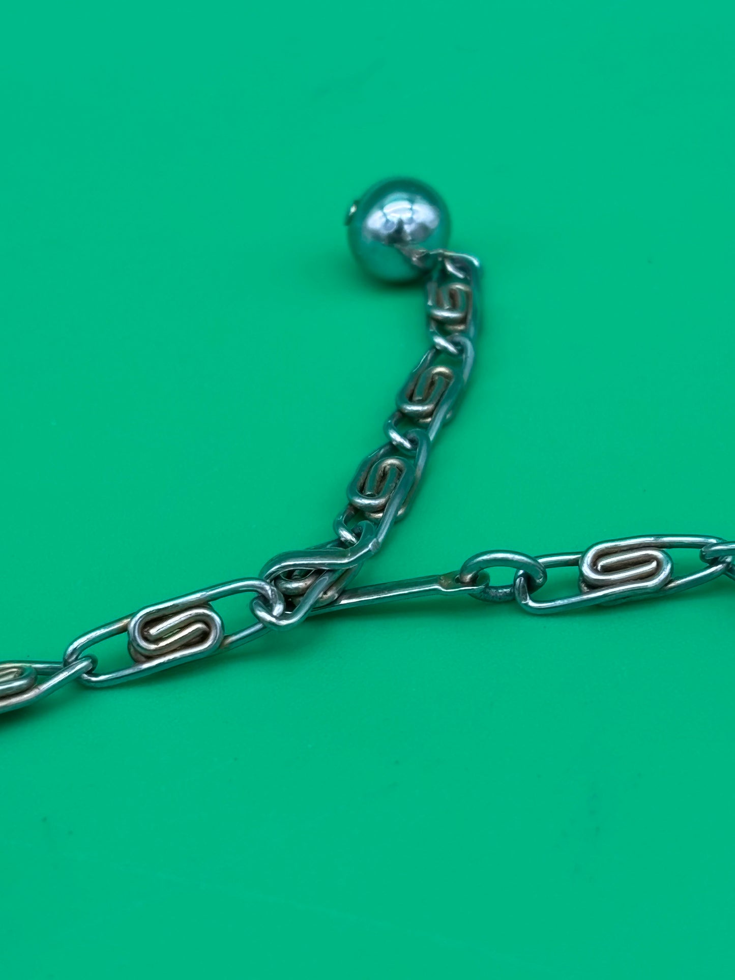 Stunning Vintage Signed LISNER Cherry Red Thermoset Necklace 17” Mid-Century