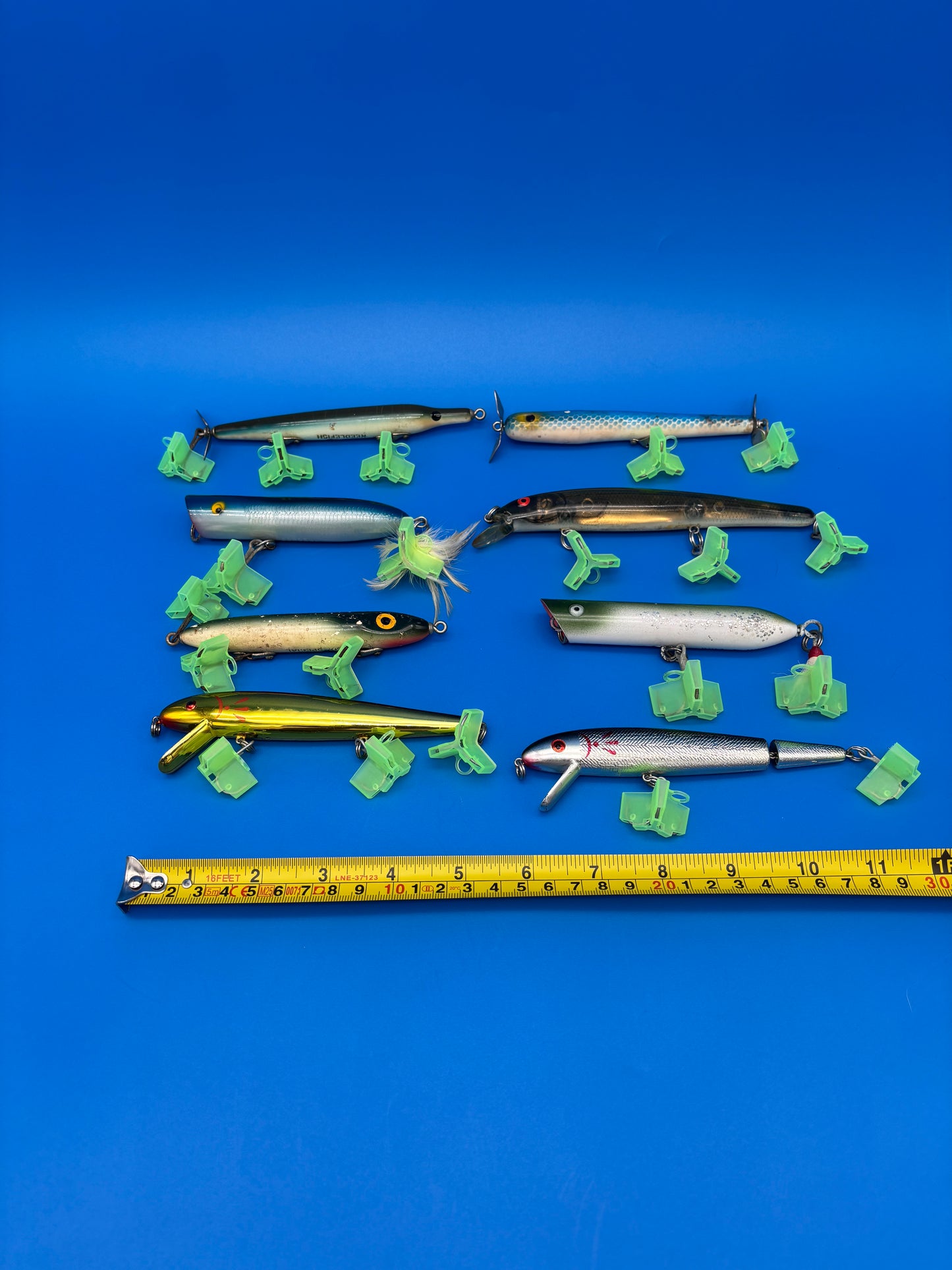 Lot of 8 Vintage Wooden Saltwater Fishing Lures Needlefish Poppers Swimmers Surf Plug Collection