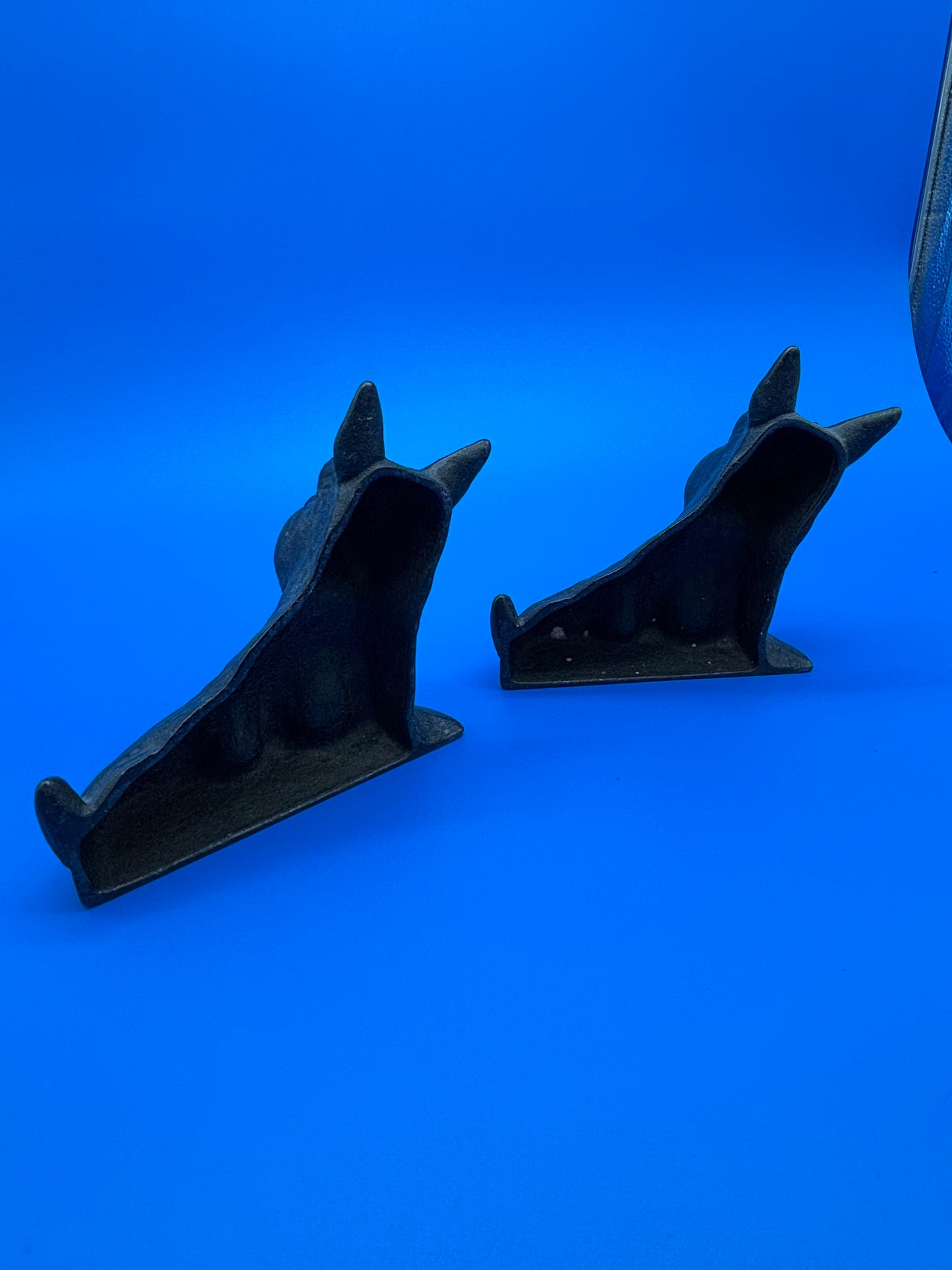 Antique Pair Black Wrought Cast Iron Scottie Dog Bookends