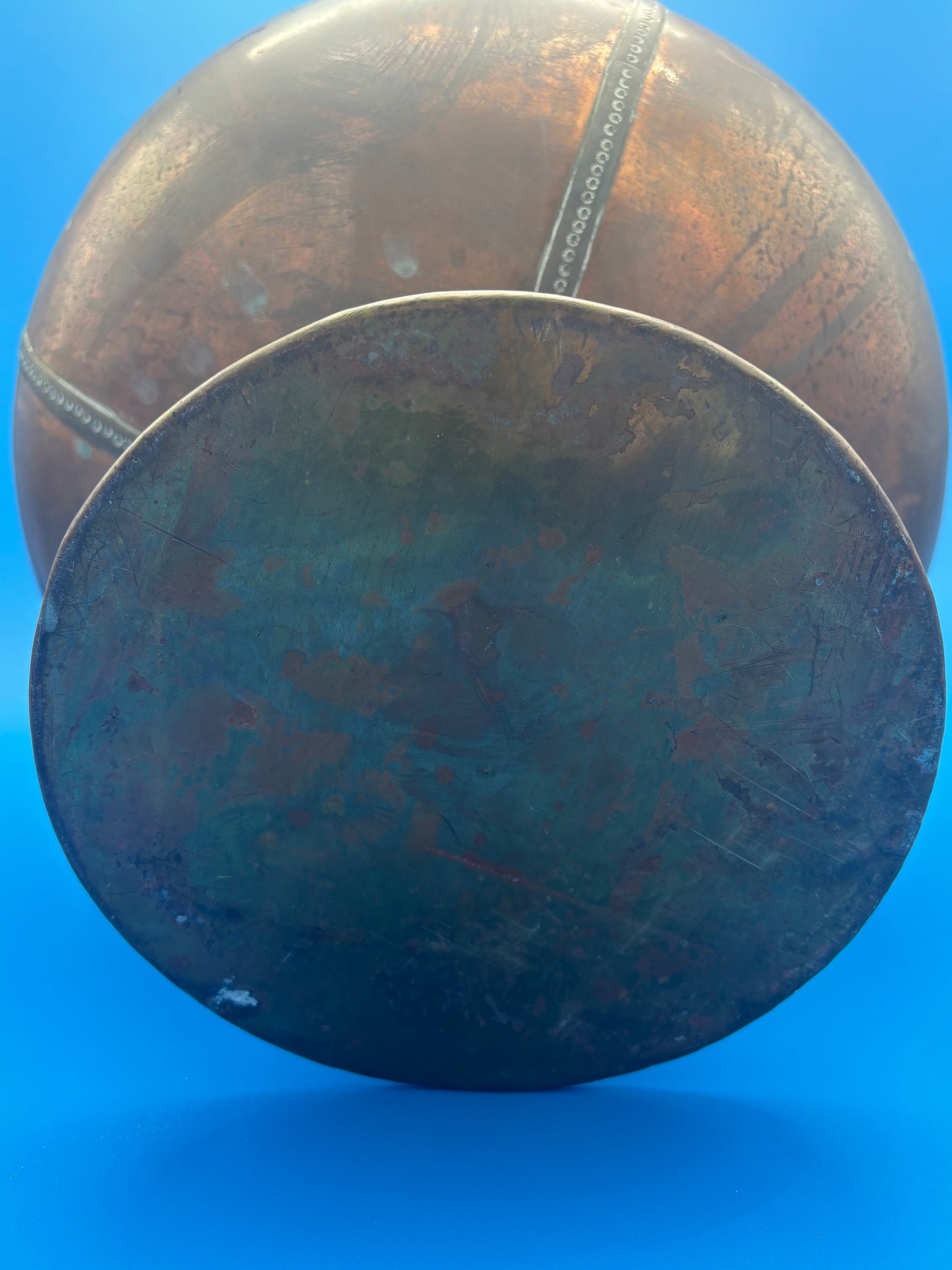 Antique Arts & Crafts Hand-Hammered Copper Urn with Riveted Seams, c. 1890–1915