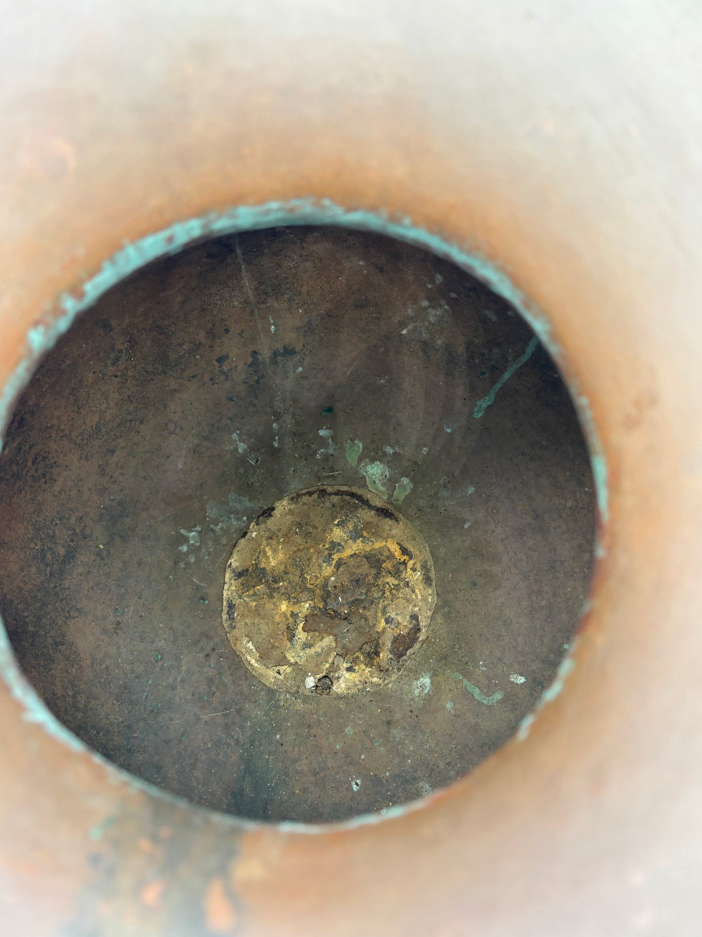 Antique Arts & Crafts Hand-Hammered Copper Urn with Riveted Seams, c. 1890–1915