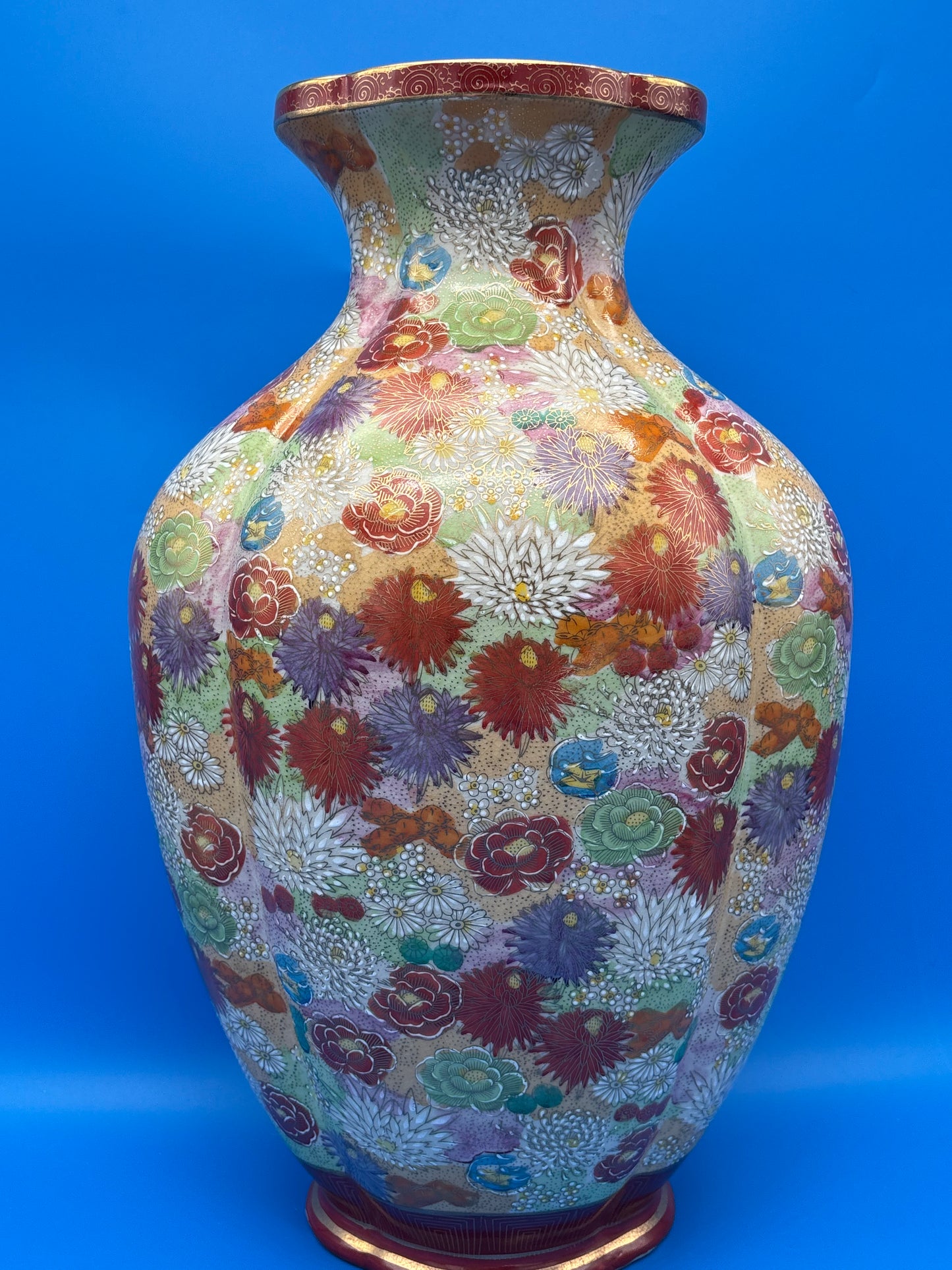 Large Vintage Japanese Satsuma Millefleur Thousand Flowers Porcelain Vase Signed