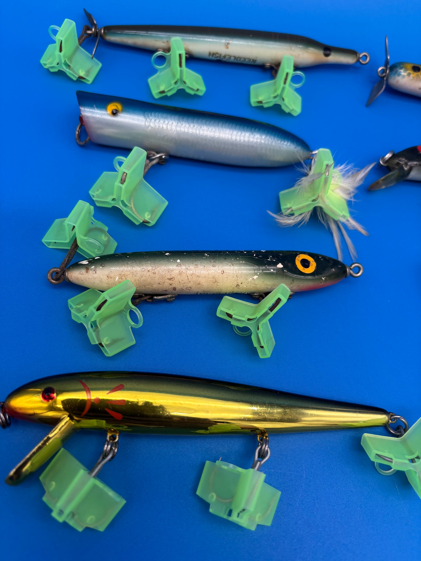 Lot of 8 Vintage Wooden Saltwater Fishing Lures Needlefish Poppers Swimmers Surf Plug Collection