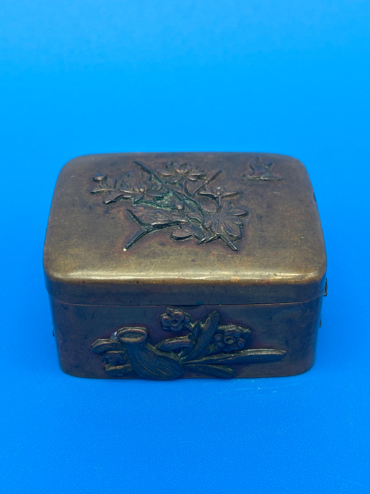 Antique Japanese Meiji Mixed Metal Bronze Brass Trinket Box Bird Flowers