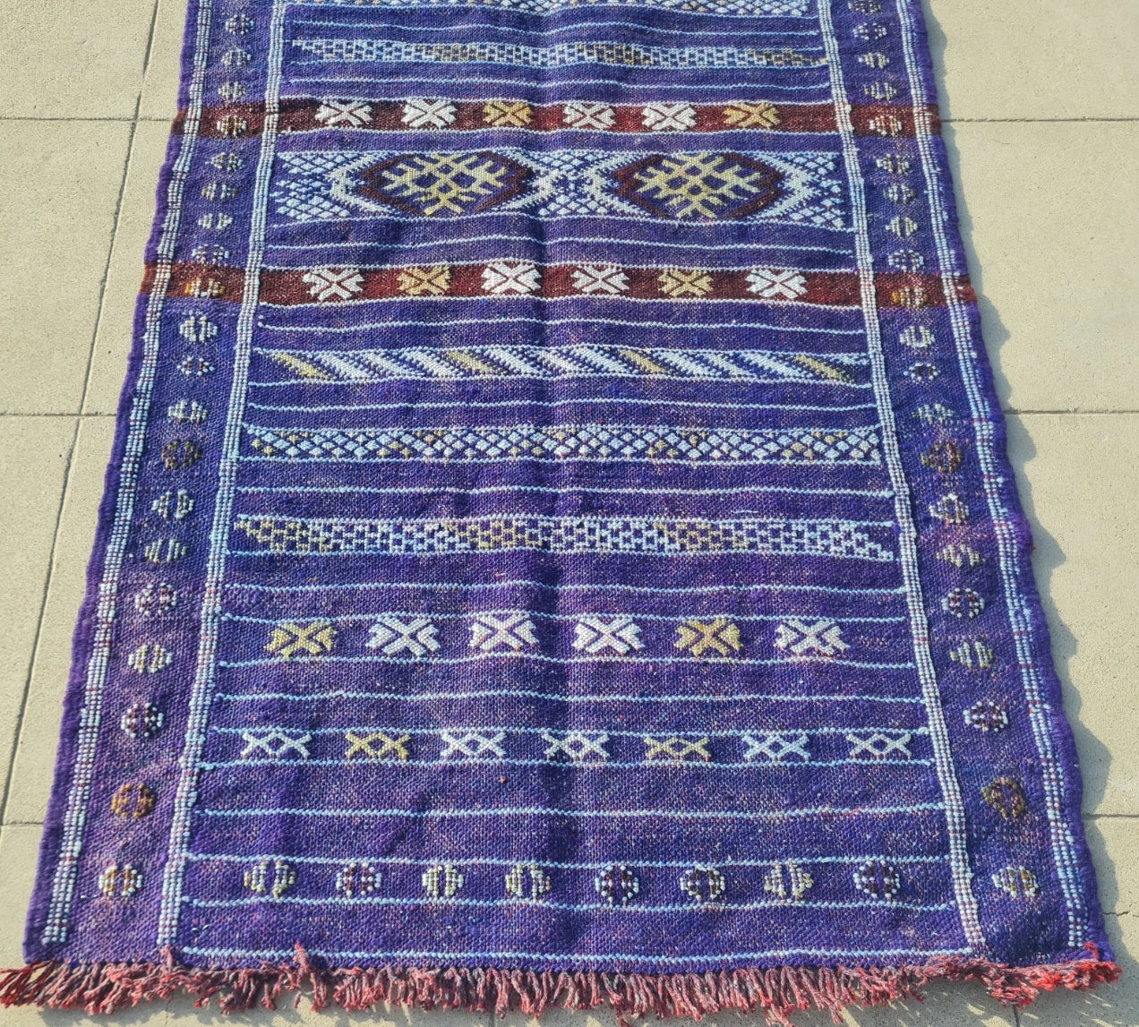 Rare Handwoven Vintage Moroccan Soumak Kilim Wool Rug – Purple Tribal Flatweave – 3’8” x 2’1”