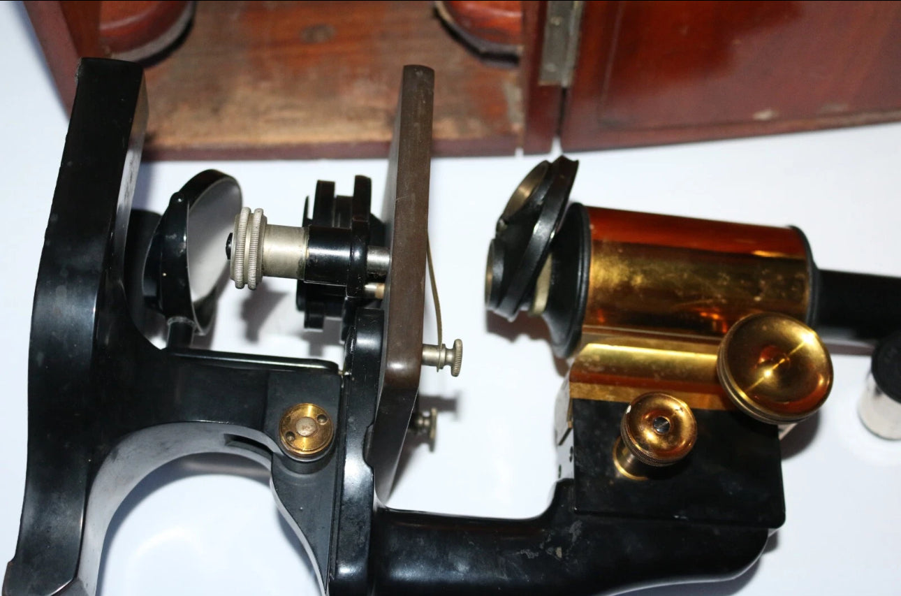 Vintage Brass Spencer Microscope ALOE Co. No. 75659 c.1922 w/ Extra Optics & Wood Case
