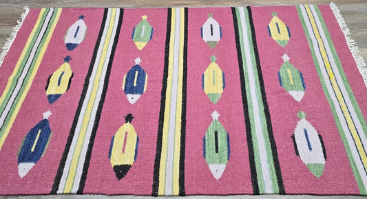 Vintage Pink Handmade Kilim Style Rug – Geometric Tribal Flatweave Boho Area Rug with Fringe 4’x6’