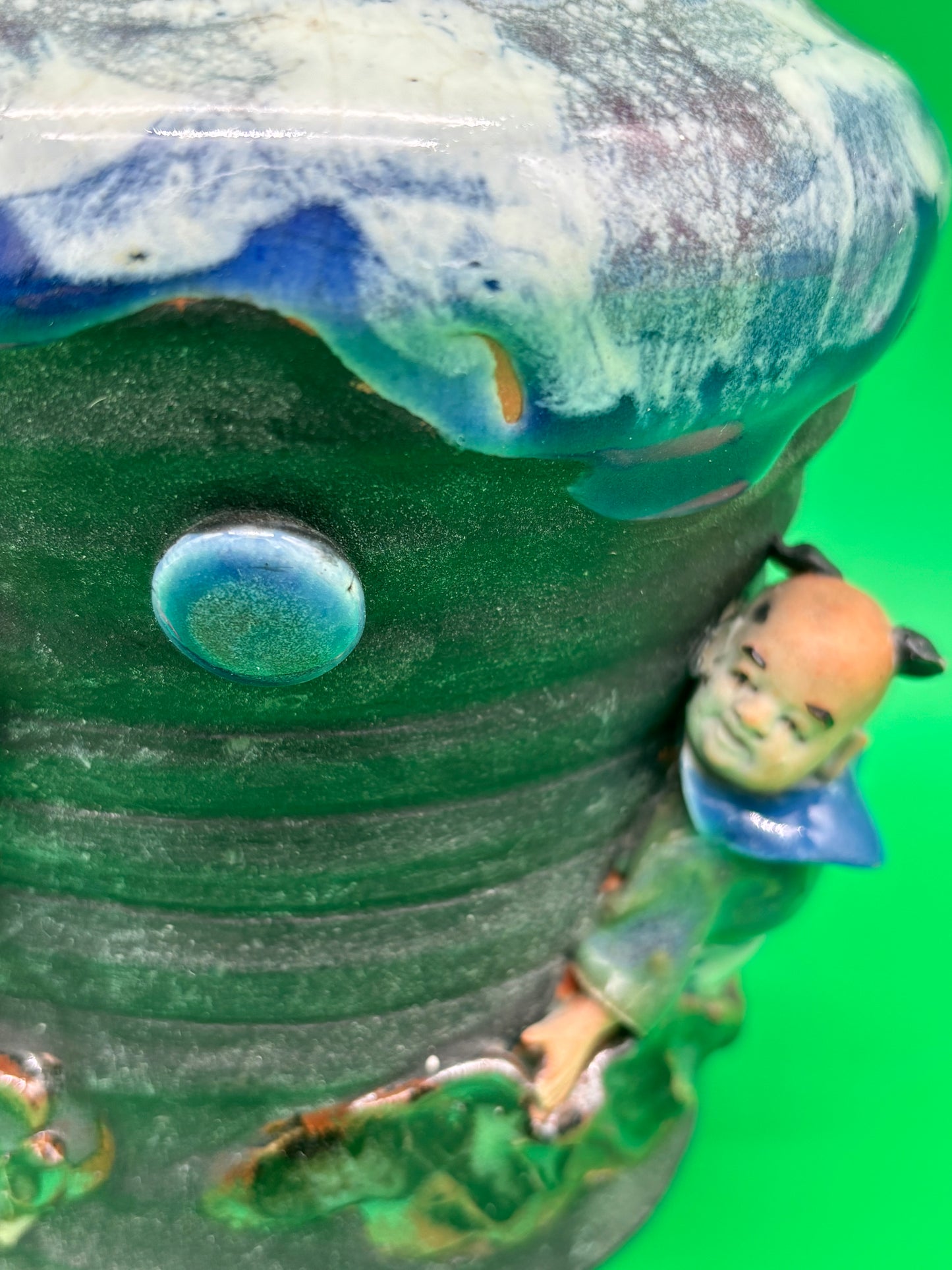 Antique Japanese Sumida Gawa Vase Signed Ban-ni Blue Drip Glaze Figural 5.25”