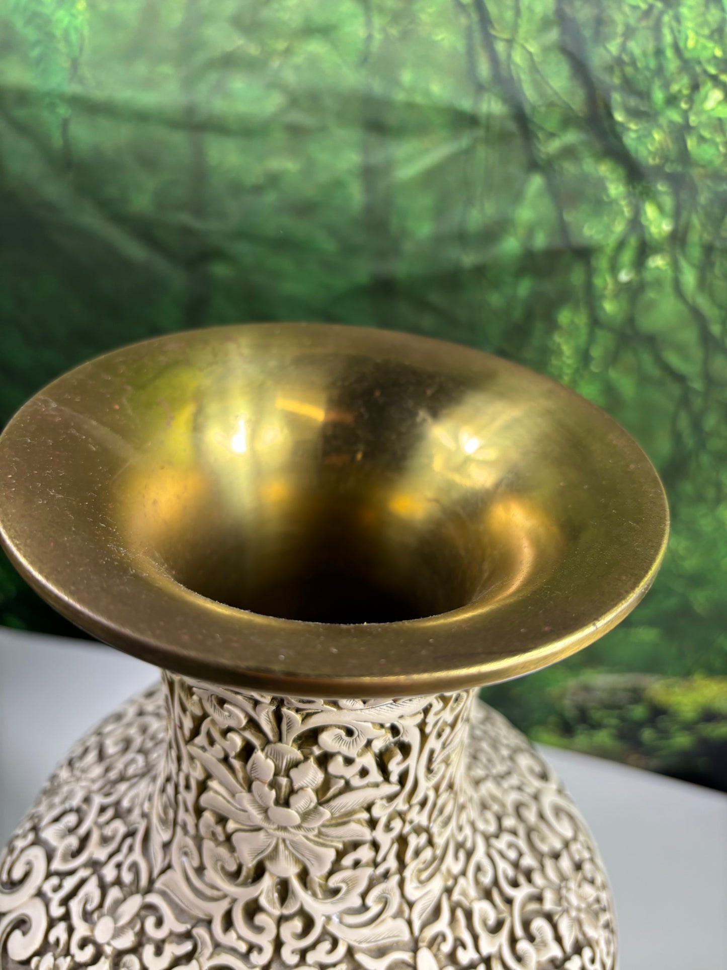 A Fabulous Chinese Cinnabar Intricate Asian Relief 15 Inch Vase W/Wood Stand/Base