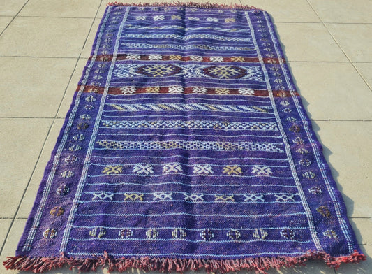 Rare Handwoven Vintage Moroccan Soumak Kilim Wool Rug – Purple Tribal Flatweave – 3’8” x 2’1”