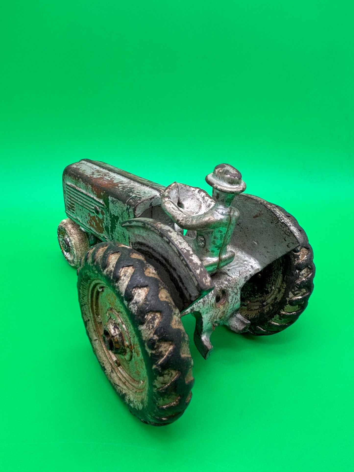 Antique Arcade Oliver 70 Row Crop Cast Iron Toy Tractor Driver 1930s Farm Toy