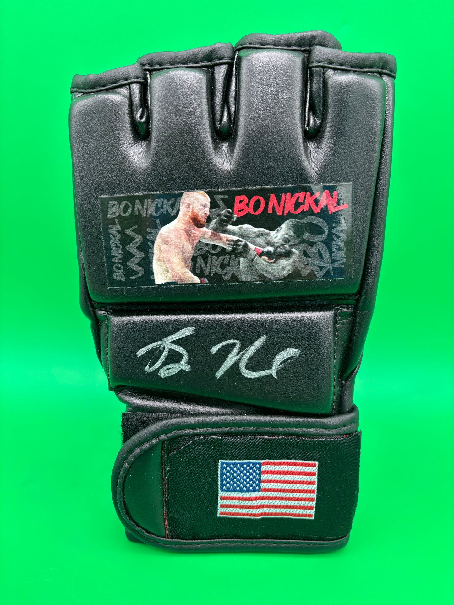 BO NICKAL Signed UFC/MMA Fight Glove – Beckett Witnessed Authenticated