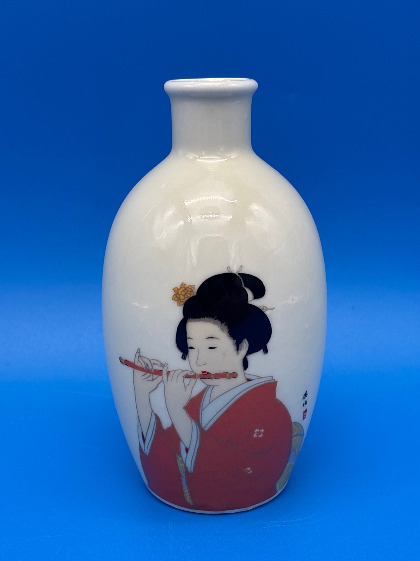 Vintage Japanese Porcelain Sake Bottle Vase Geisha Woman Playing Flute Signed 5”