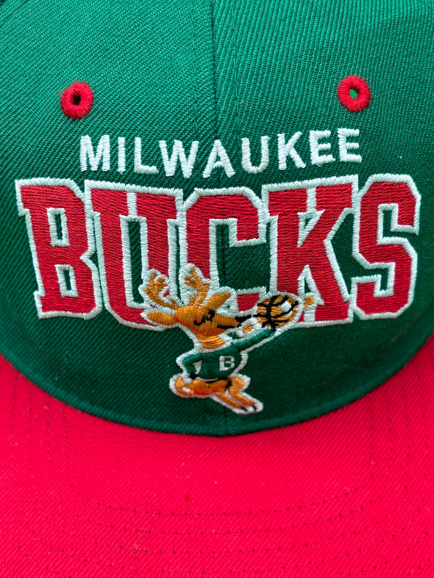 Vintage Milwaukee Bucks Mitchell And Ness SnapBack Hat