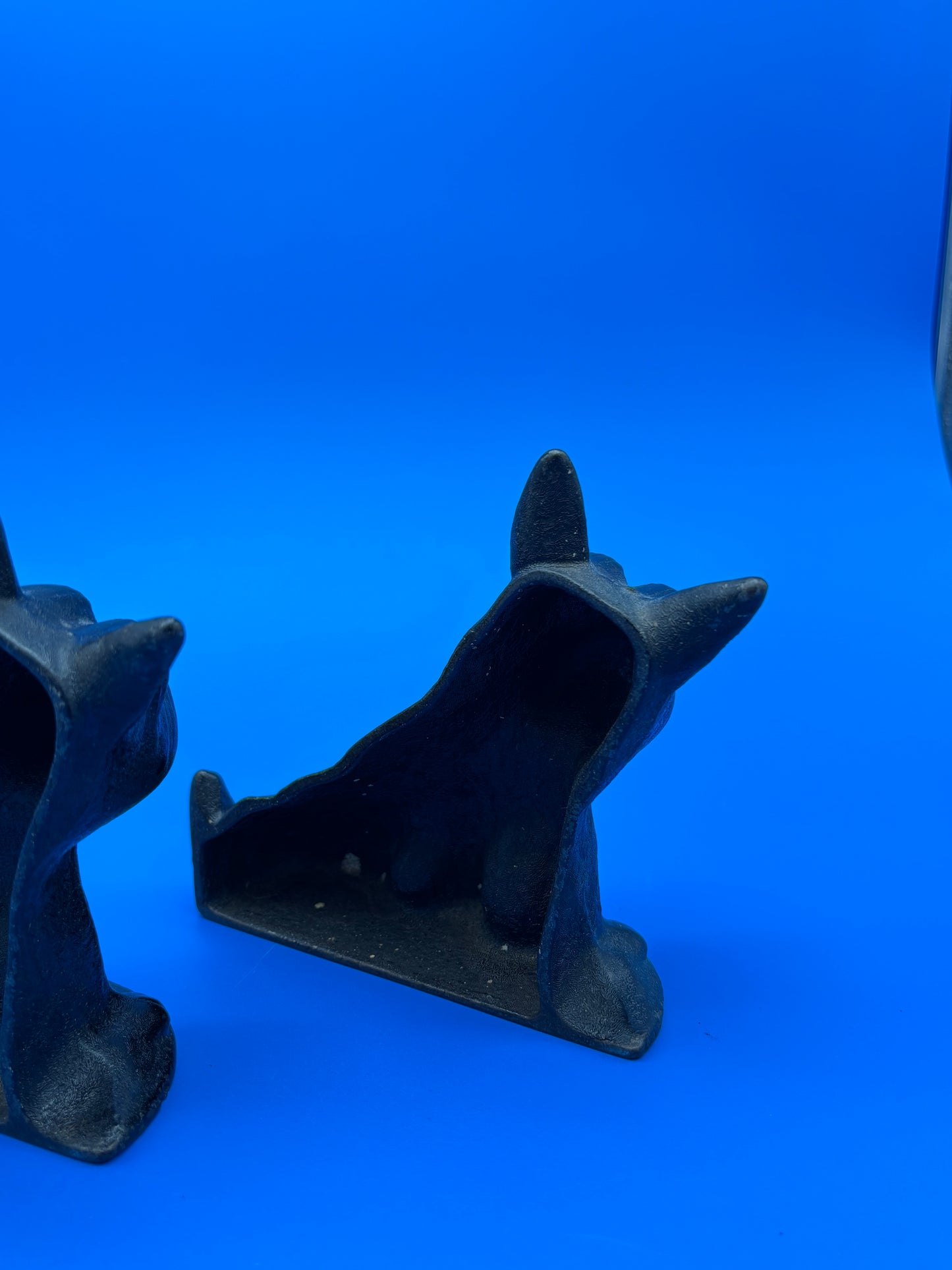 Antique Pair Black Wrought Cast Iron Scottie Dog Bookends