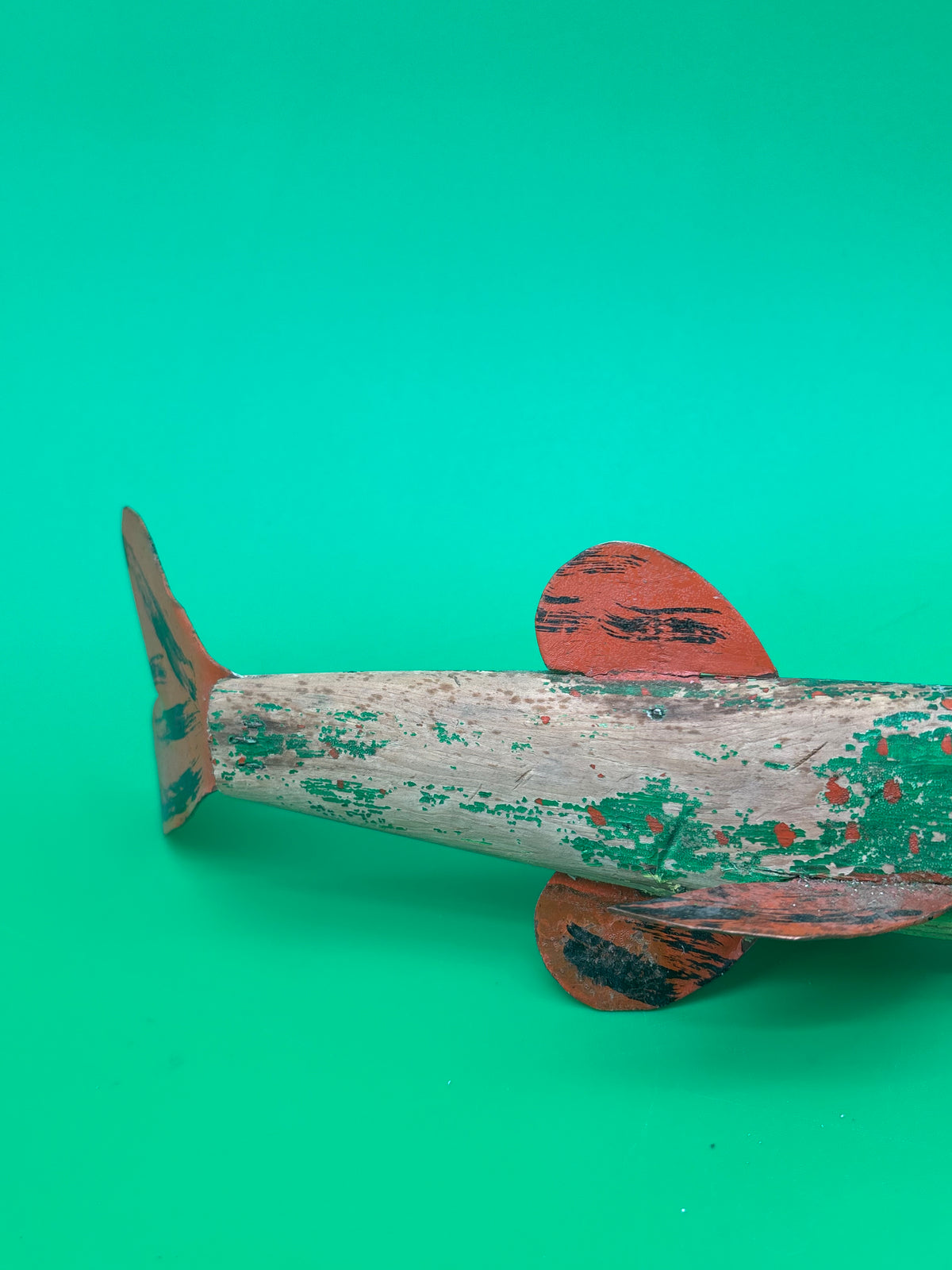 Vintage Folk Art Wooden Fish Spearing Decoy 12” Hand Carved Painted Metal Fins