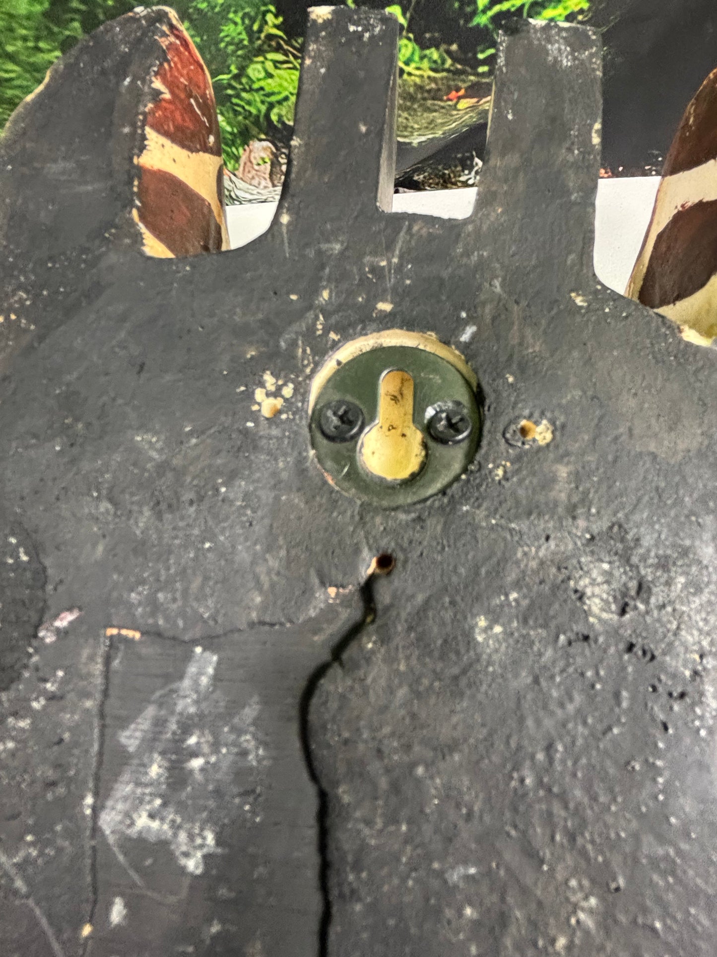 Wooden Giraffe Head Wall Hanging