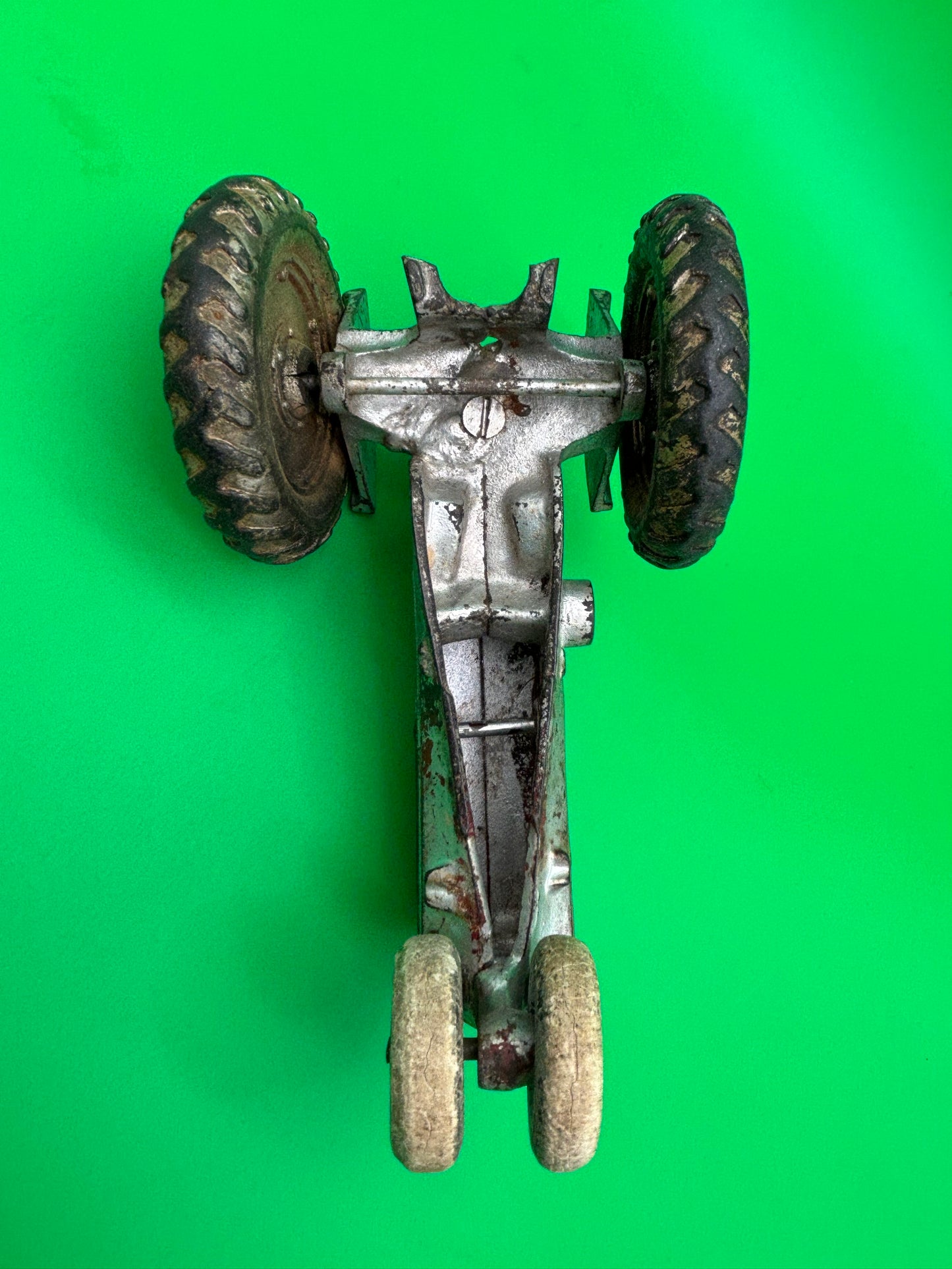 Antique Arcade Oliver 70 Row Crop Cast Iron Toy Tractor Driver 1930s Farm Toy
