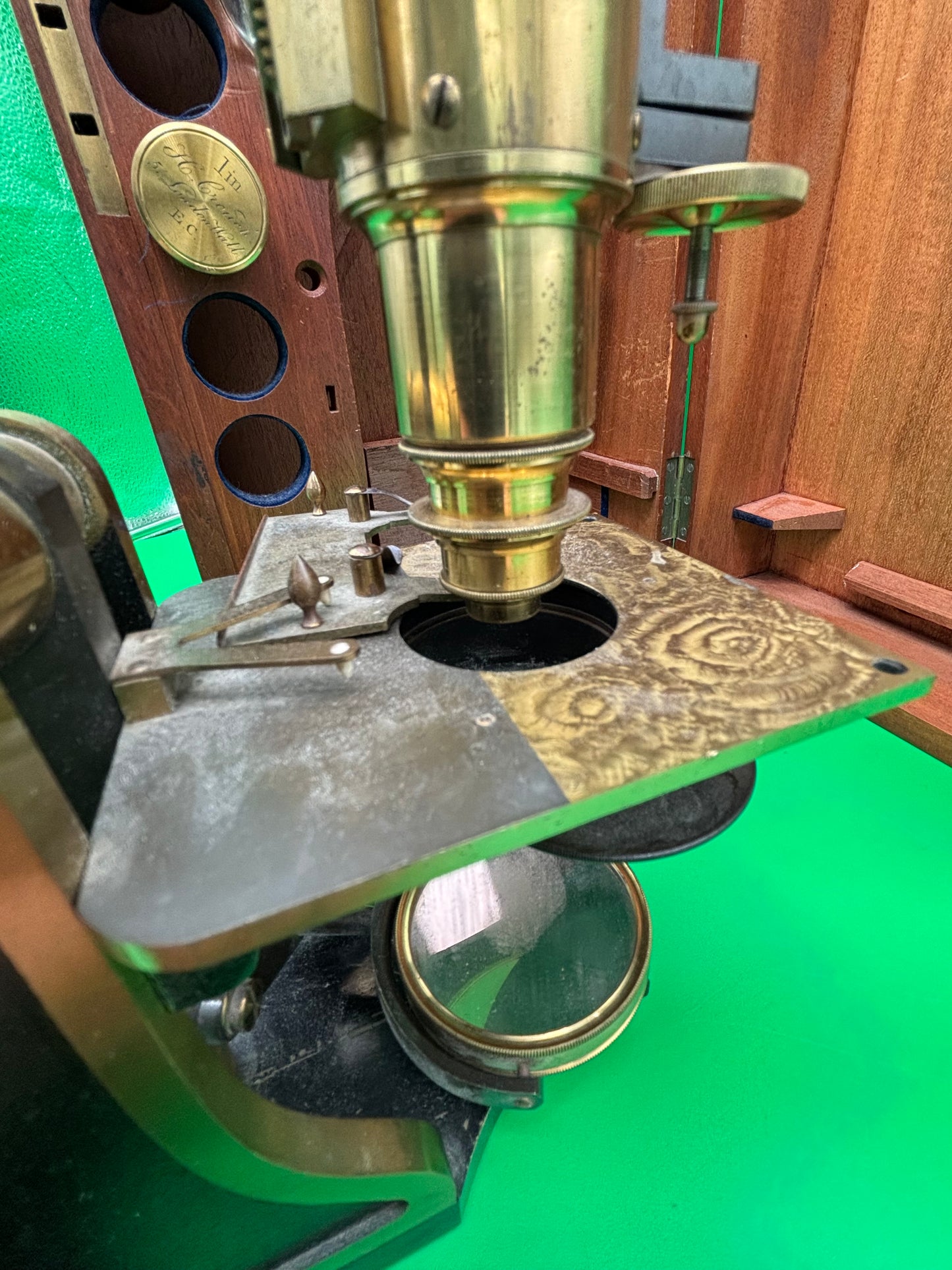 c.1871 H. Crouch London Antique Brass Microscope #689 Case Accessories