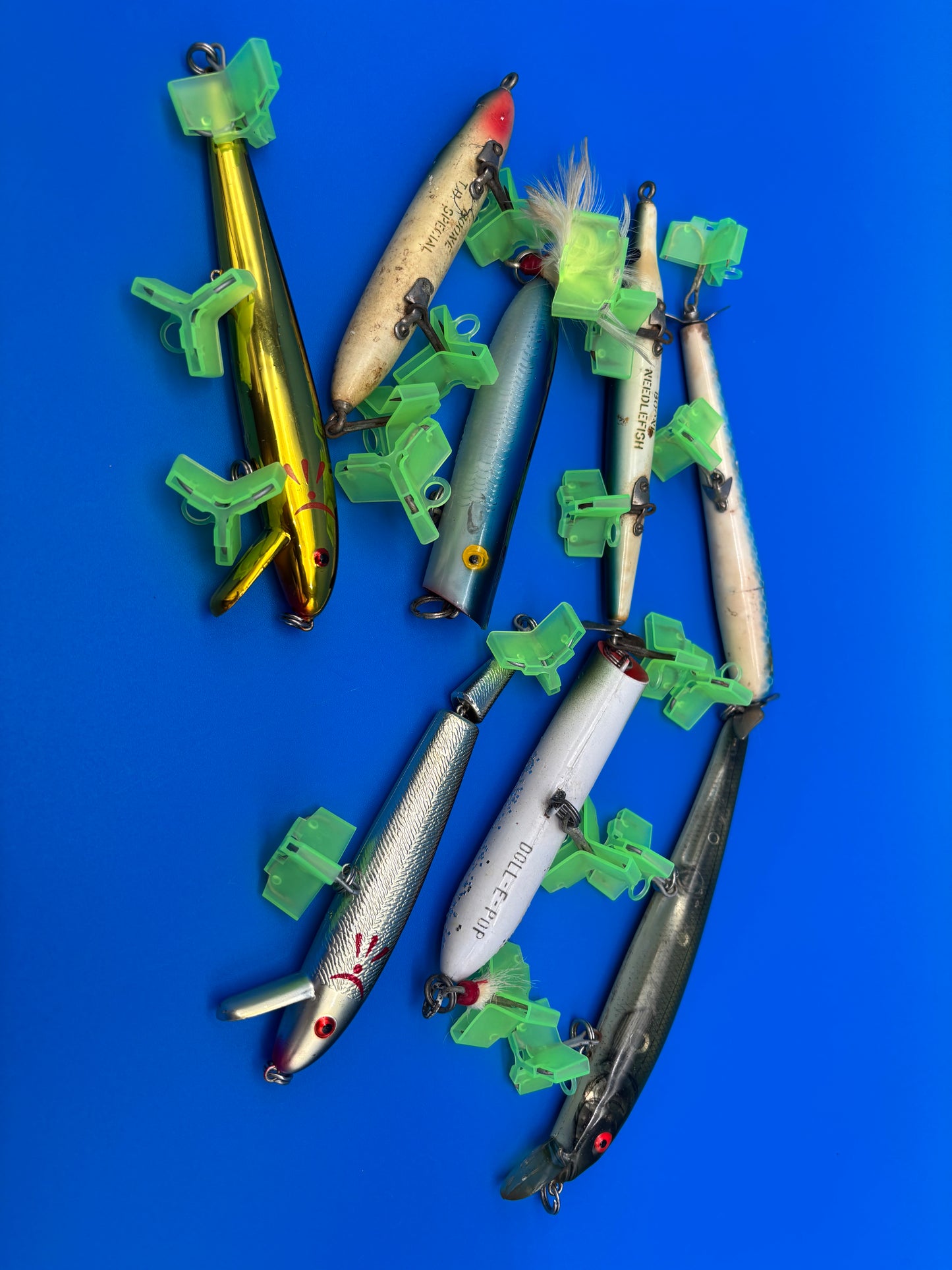 Lot of 8 Vintage Wooden Saltwater Fishing Lures Needlefish Poppers Swimmers Surf Plug Collection