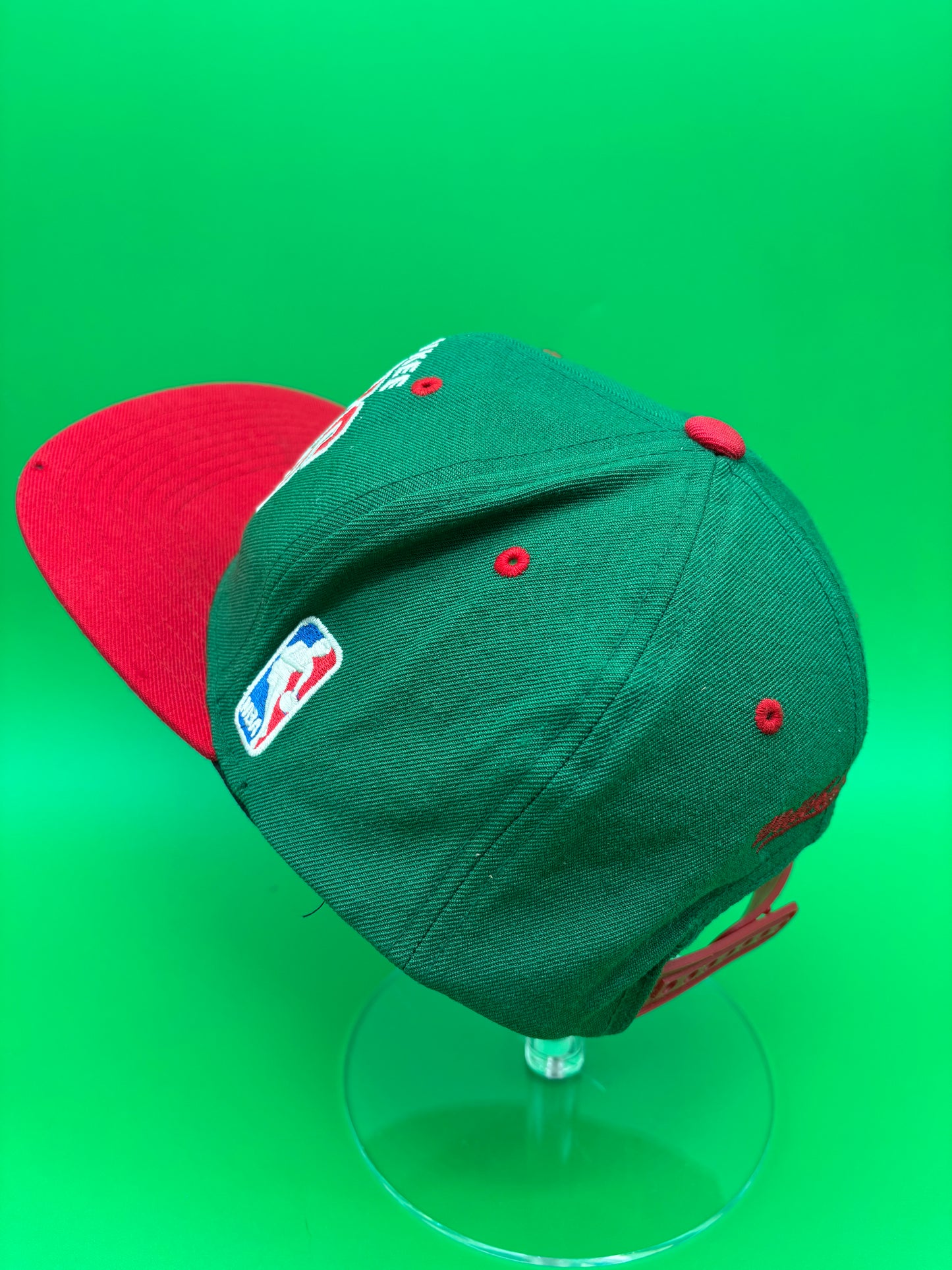 Vintage Milwaukee Bucks Mitchell And Ness SnapBack Hat