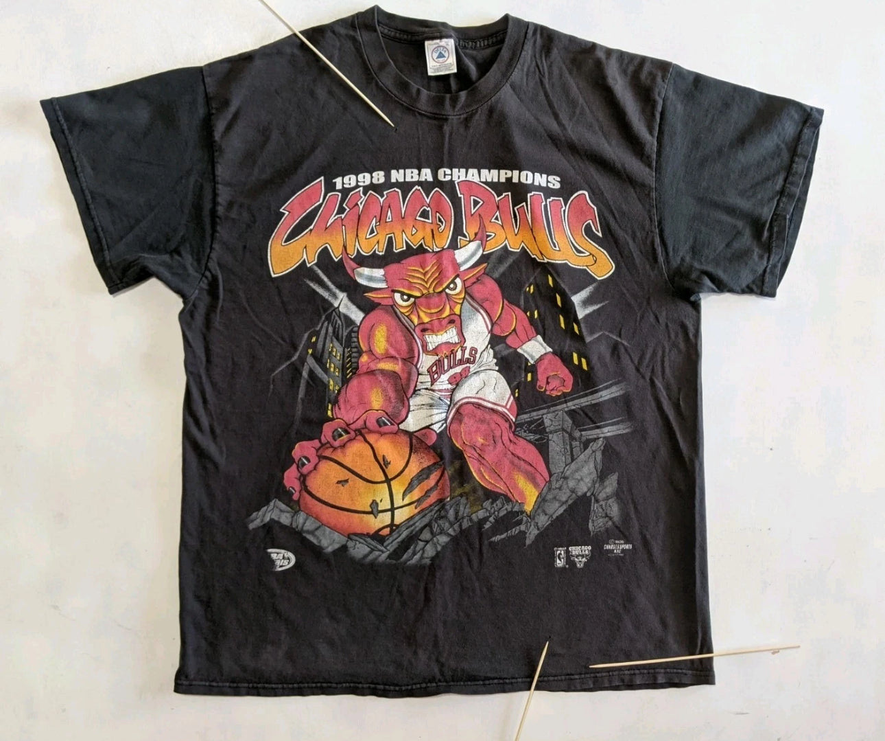 Vintage 1998 Chicago Bulls NBA Champions T Shirt XL Delta Pro Weight Benny The Bull Black