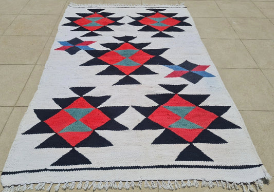 Hand Knotted Julkrus Kilim Area Rug – 4’7” x 2’11” – Vintage Geometric Wool Rug – Tribal Flat Weave