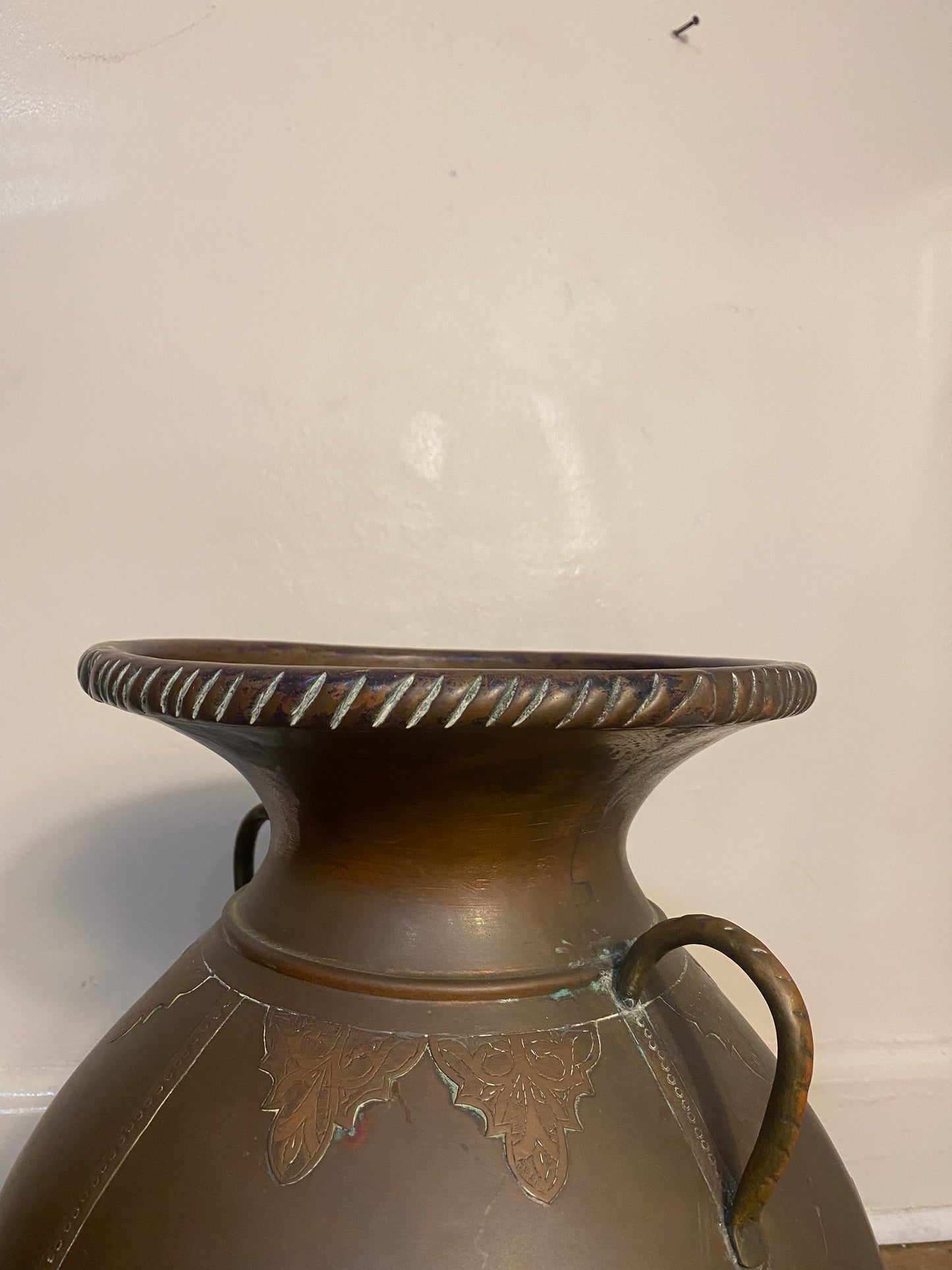Antique Arts & Crafts Hand-Hammered Copper Urn with Riveted Seams, c. 1890–1915